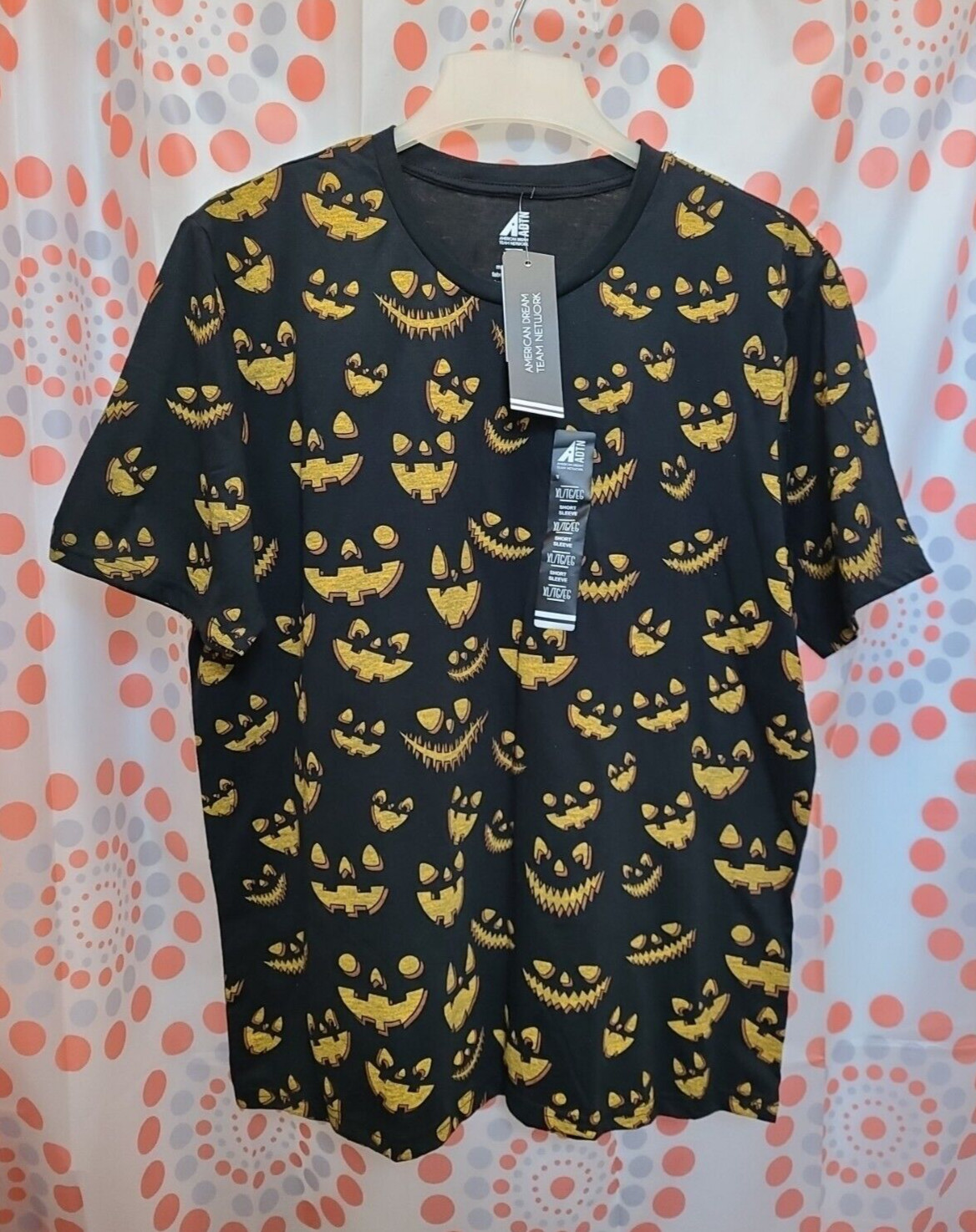 ADTN Mean Smiling Pumpkin Graphic Men’s Size X-Large Black T-Shirt New