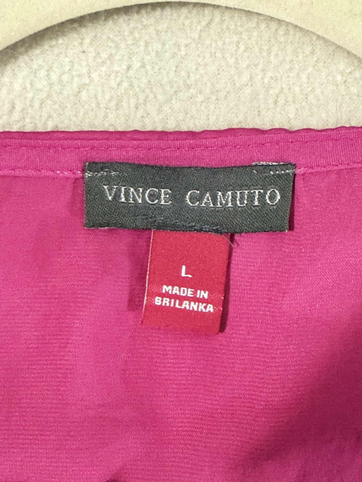 Vince Camuto Barbiecore Fuchsia Pink Satin Split V-Neck Swing Blouse – Size L