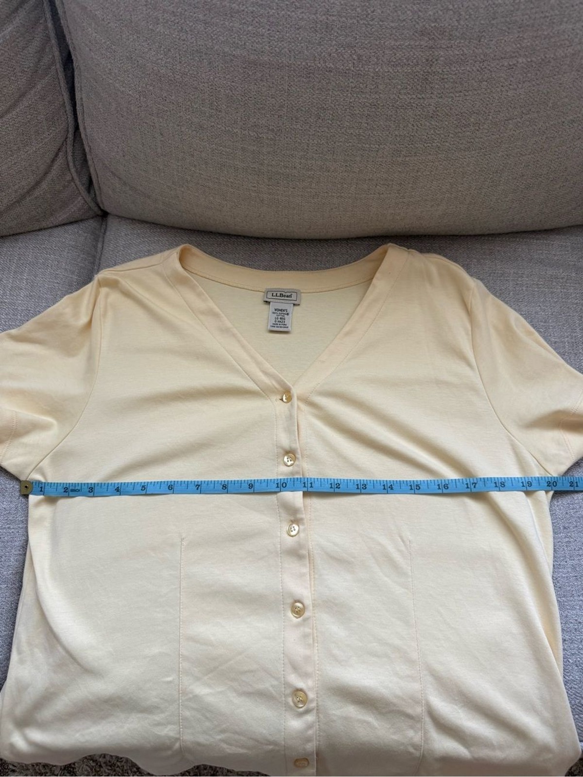 Women’s L.L. Bean Pale Yellow Button-Front V-Neck Top, 100% Cotton, Large, EUC