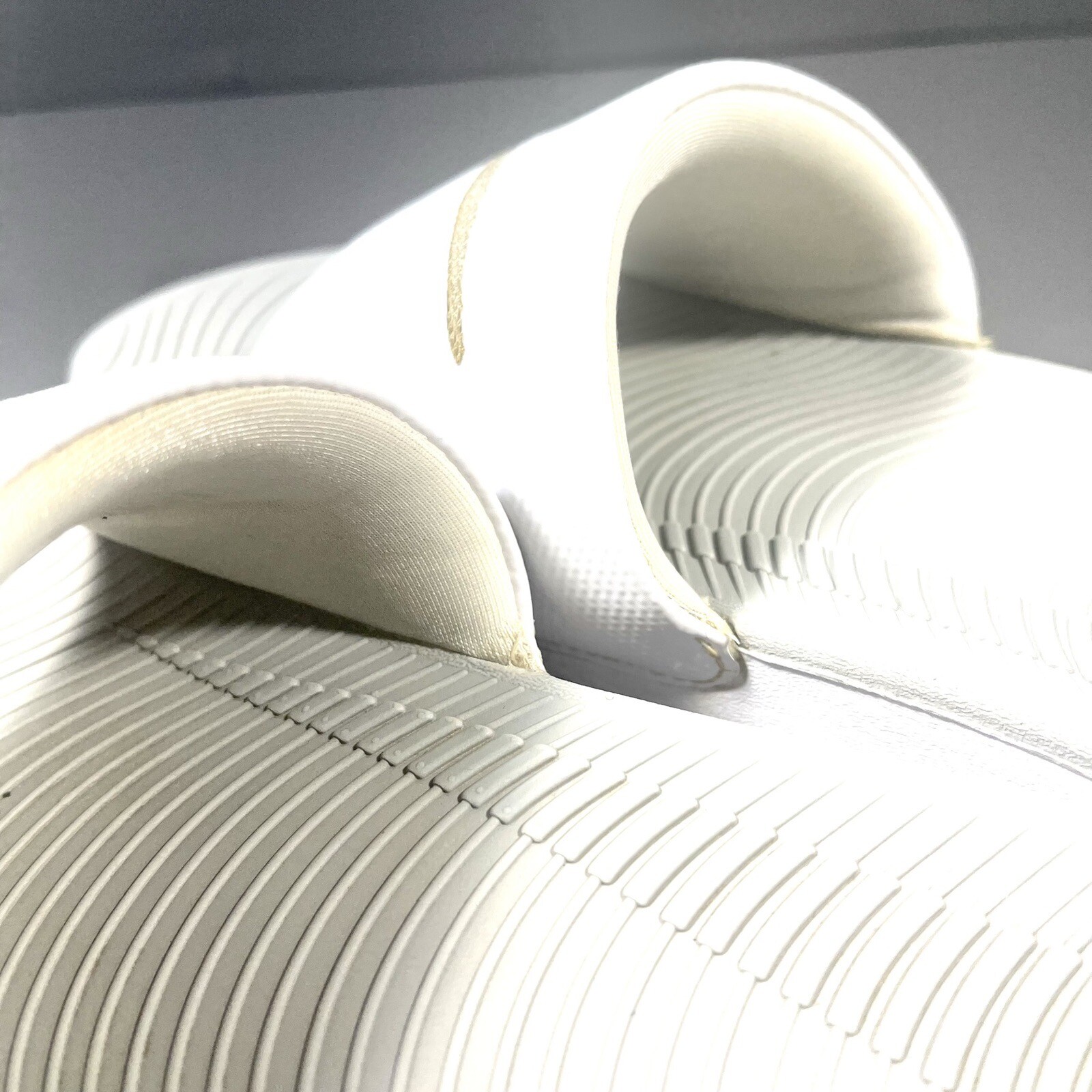 Nike Victori One Slide Men US 7 White Gray Sandal Outdoor Textured Swoosh