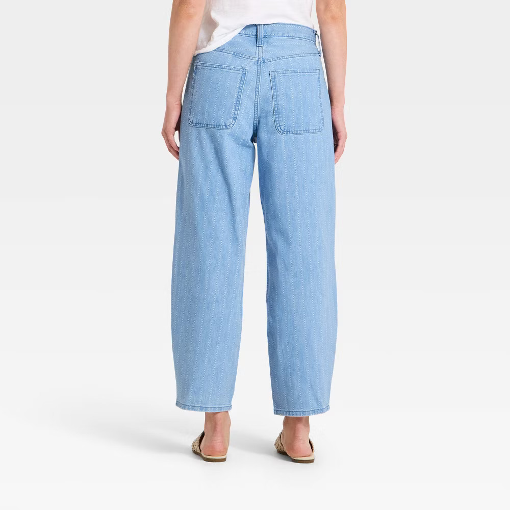 Women High-Rise Easy Barrel Leg Jeans – Universal