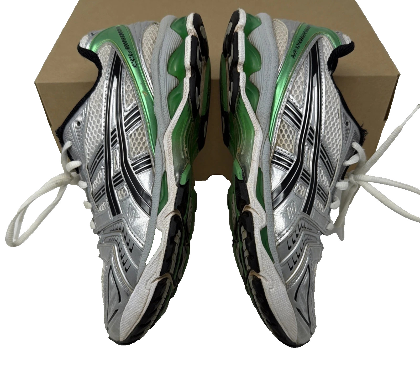 Asics Gel-Kayano 14 White Malachite Green Size 7 Men / 8.5 W 1201A019-110 USED