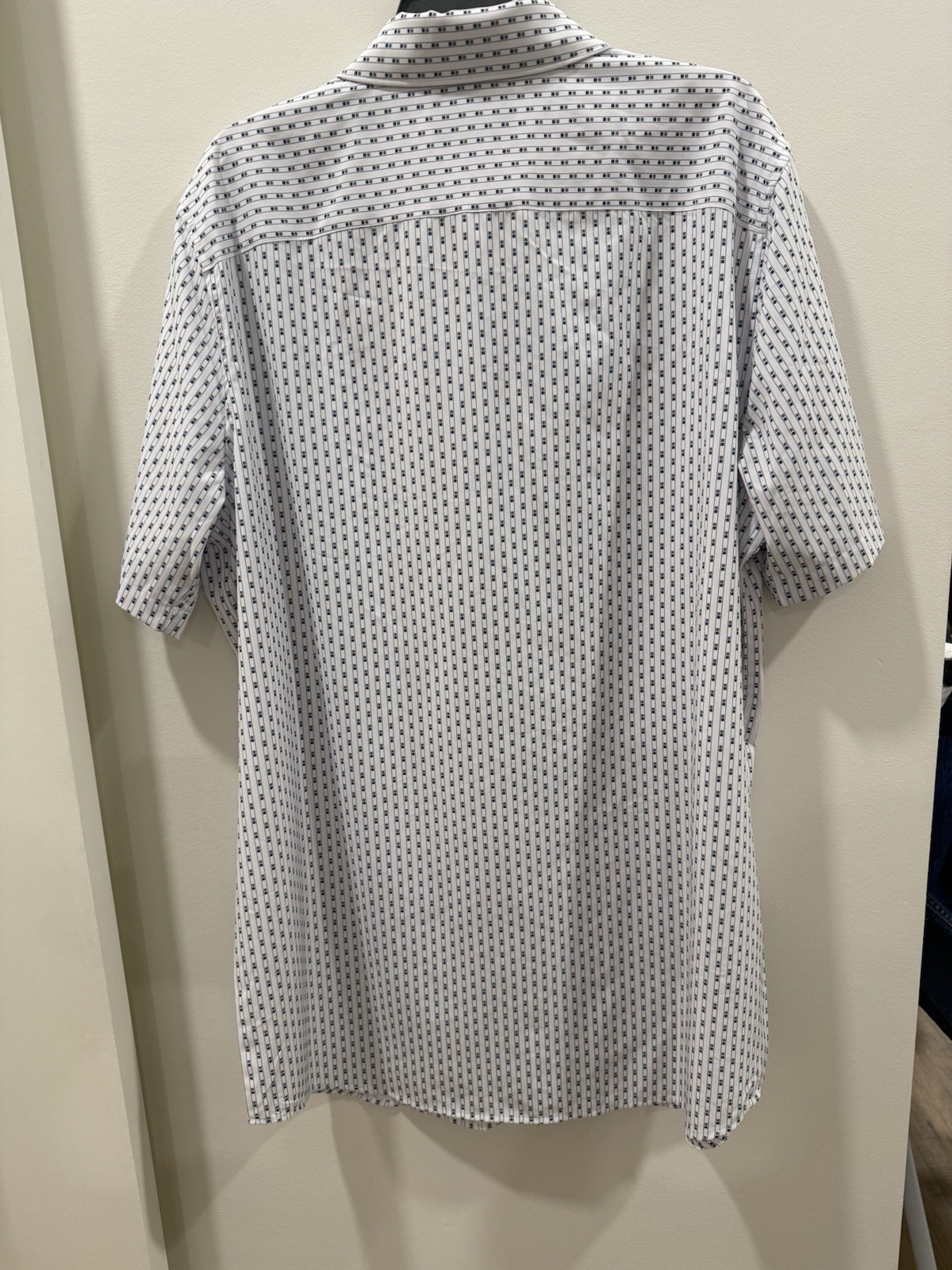 Perry Ellis Button-Up Shirt, Geometric Pattern (White/Blue/Gray), XL Tall, NWOT