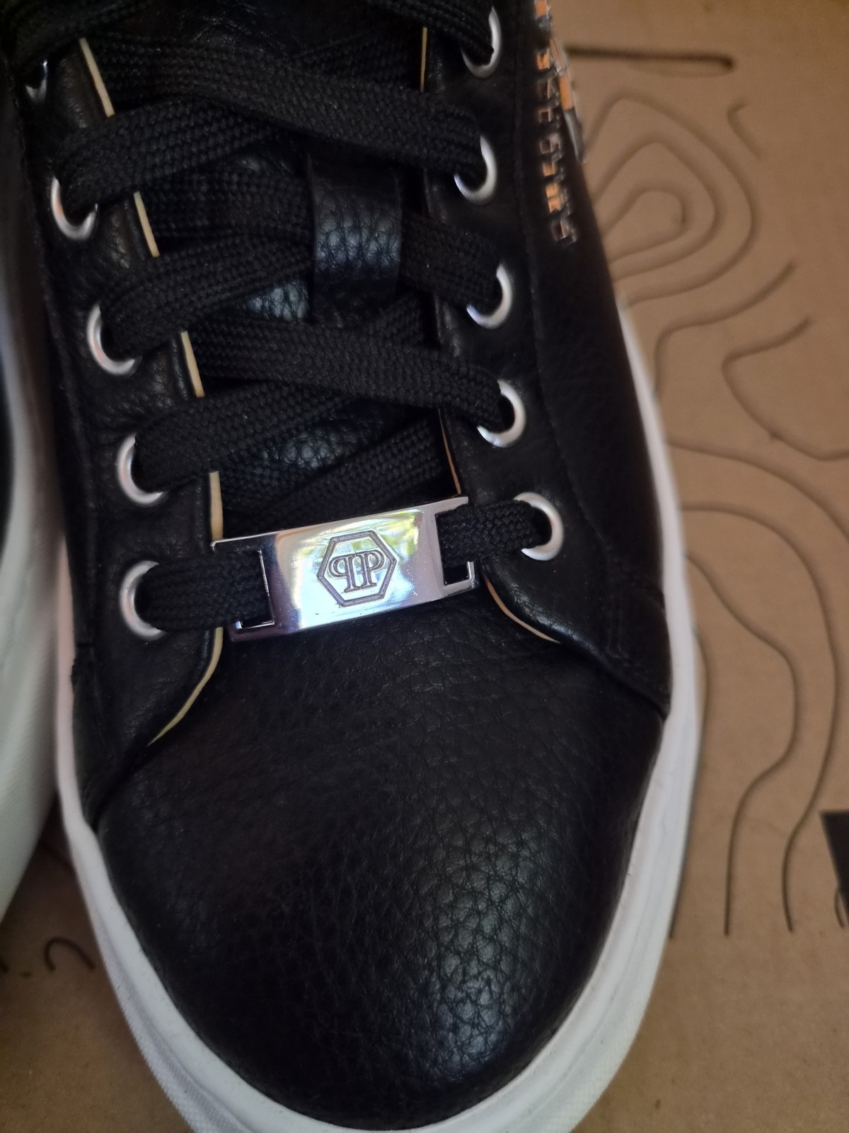 Philipp Plein sneakers size 41, leather, made in Italy, black, white