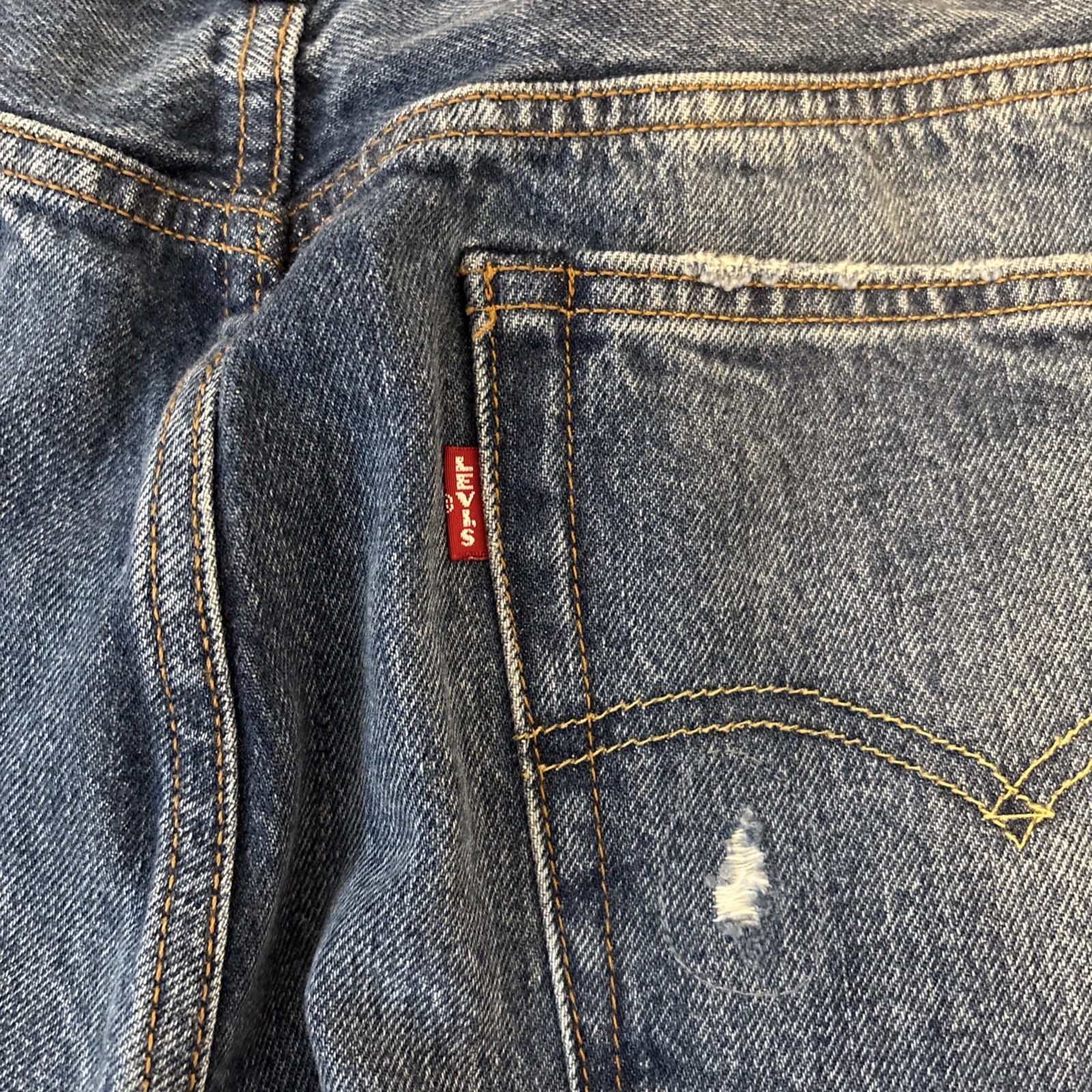 Levis 501 Selvedge Jeans Blue Distressed 34×32 150th Anniversary High Waisted
