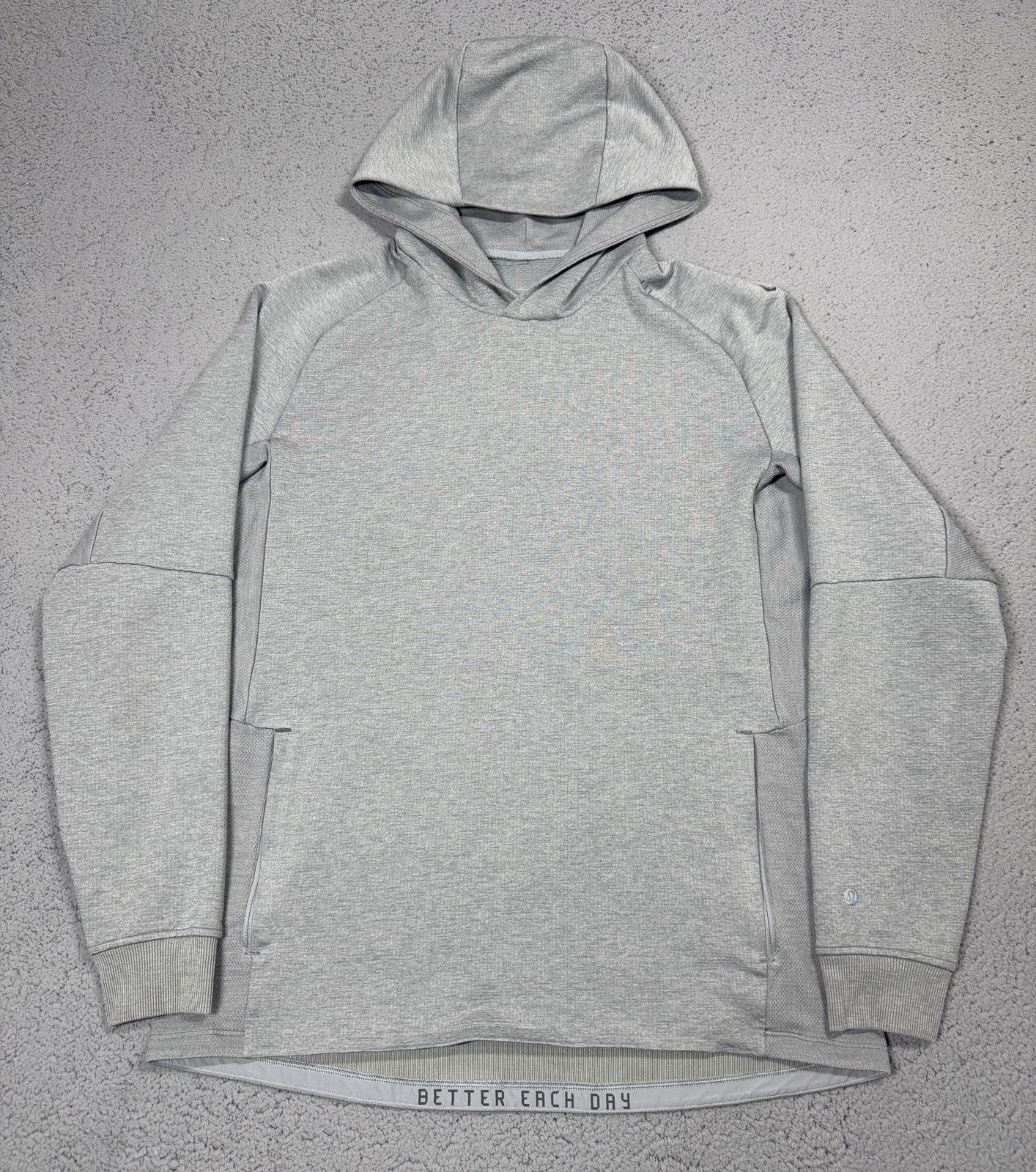Lululemon Athletica Hoodie Mens Large Gray Pullover Zip Pockets Reflective Logo
