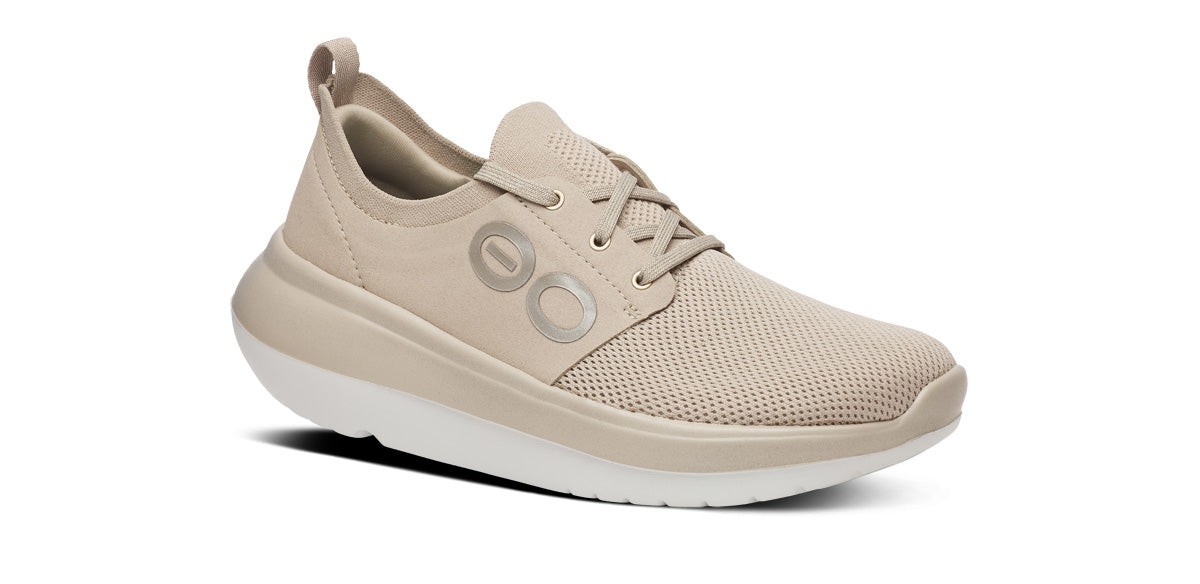 Oofos Women’s Size 6 Oofos OOmy Stride Recovery Shoe White Stardust Pink NEW NWT