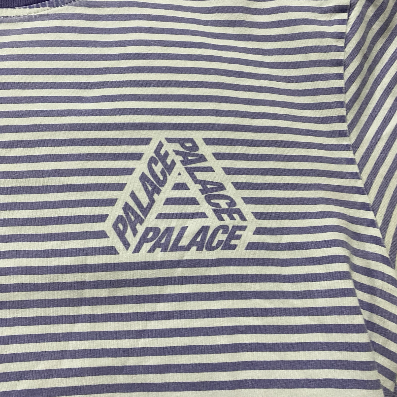 Palace SS19 Purple Rastel T-Shirt Size Medium Authentic