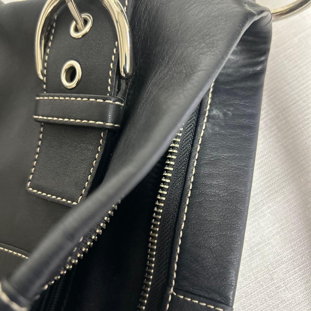 Coach Black Leather Shoulder Bag 10.6 inch Damaged Metal Zippers
