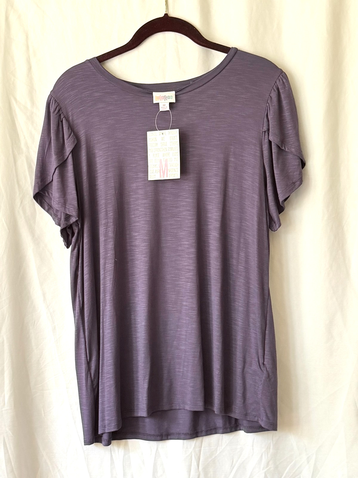 NEW w/tags Women’s LuLaRoe Dusty Purple Flutter Sleeve Blouse Top – M