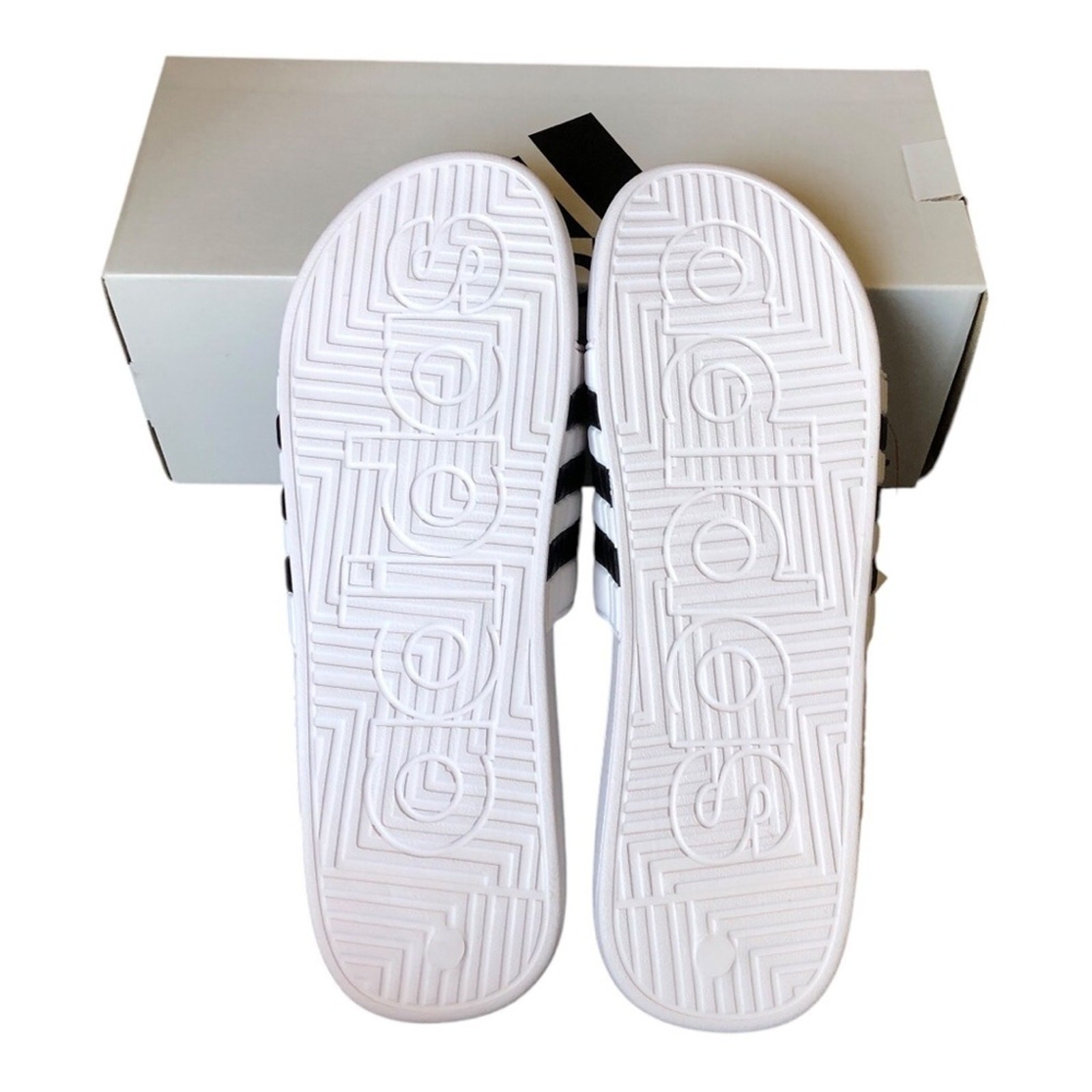 Adidas Adissage Massage Slides White Black Post Workout Recovery Sandals Size 17