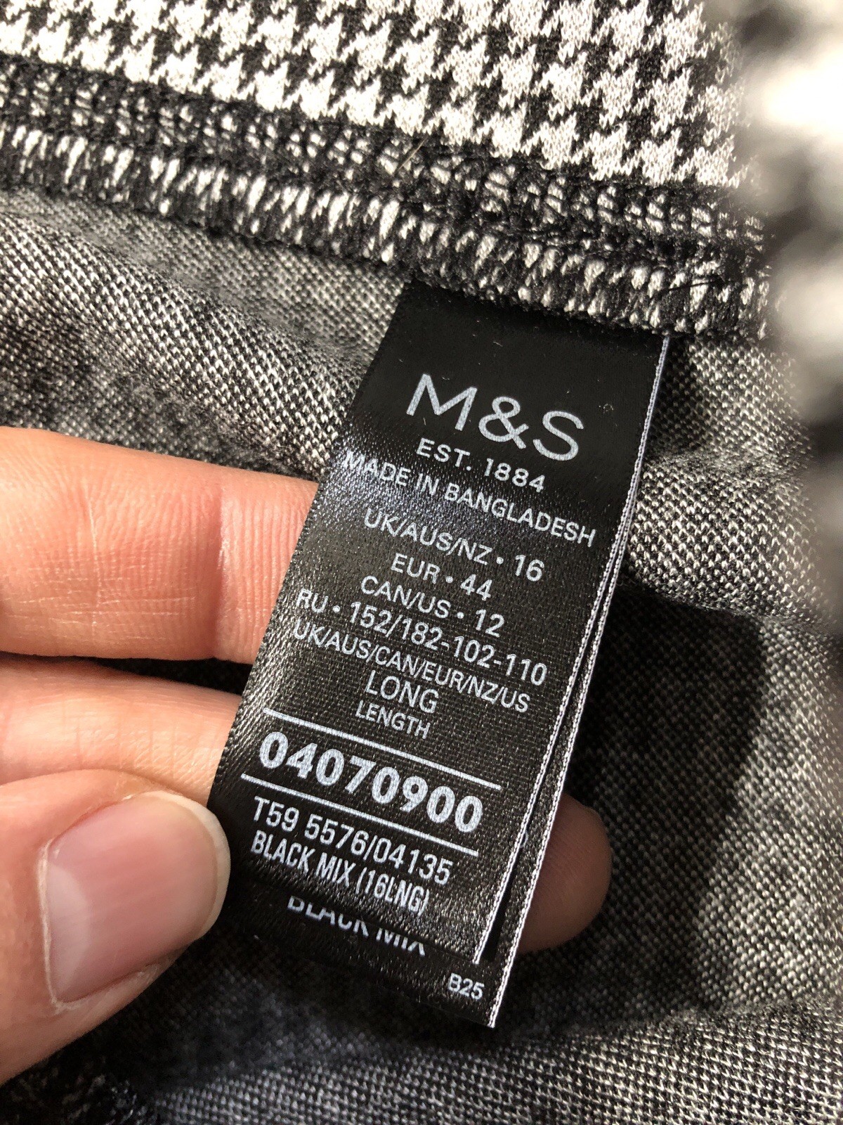 Marks and Spencer Womens Houndstooth Skinny Jeggings Size 16 – New with Tags