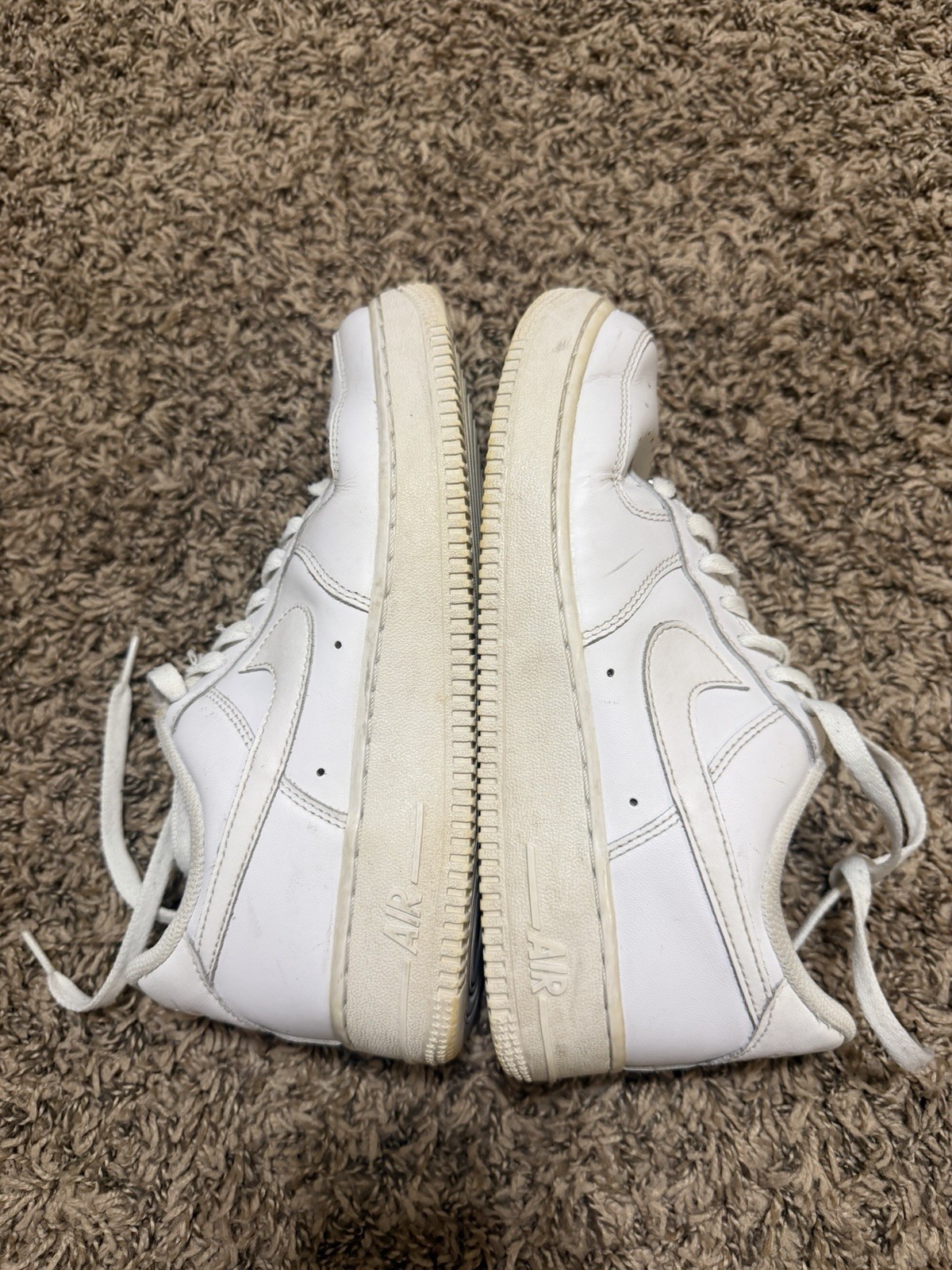 Size 7.5 – Nike Air Force 1 White