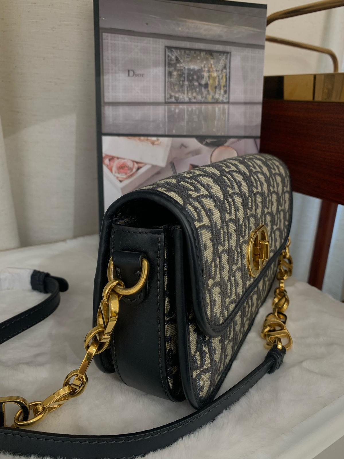 Dior Montaigne 30 presbyllic messenger bag hand (21.5 x 12 x 4)cm