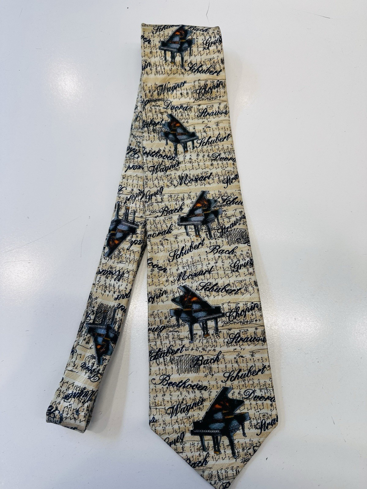 Museum Artifacts Necktie Tie 100% Silk Music Masters Composers Piano Bach Chopin