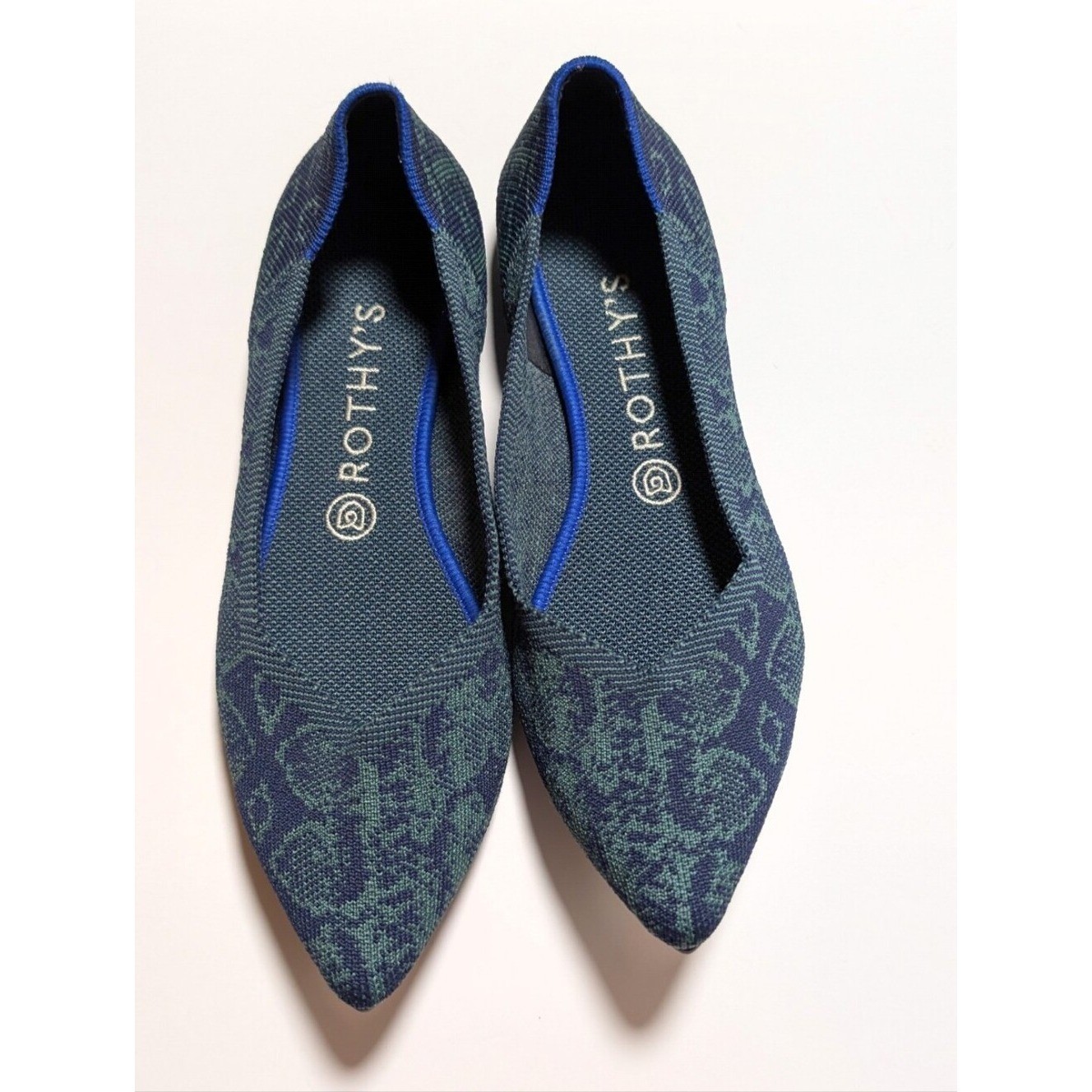 Rothy’s Pointed Knit Flats in Navy and Green Jacquard 9.5 Snake Print
