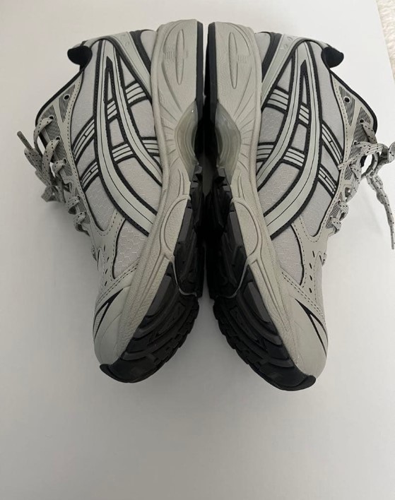 ASICS Gel-Kayano 14 White, Graphite, Grey 1203A537-110 Men’s sneaker US10