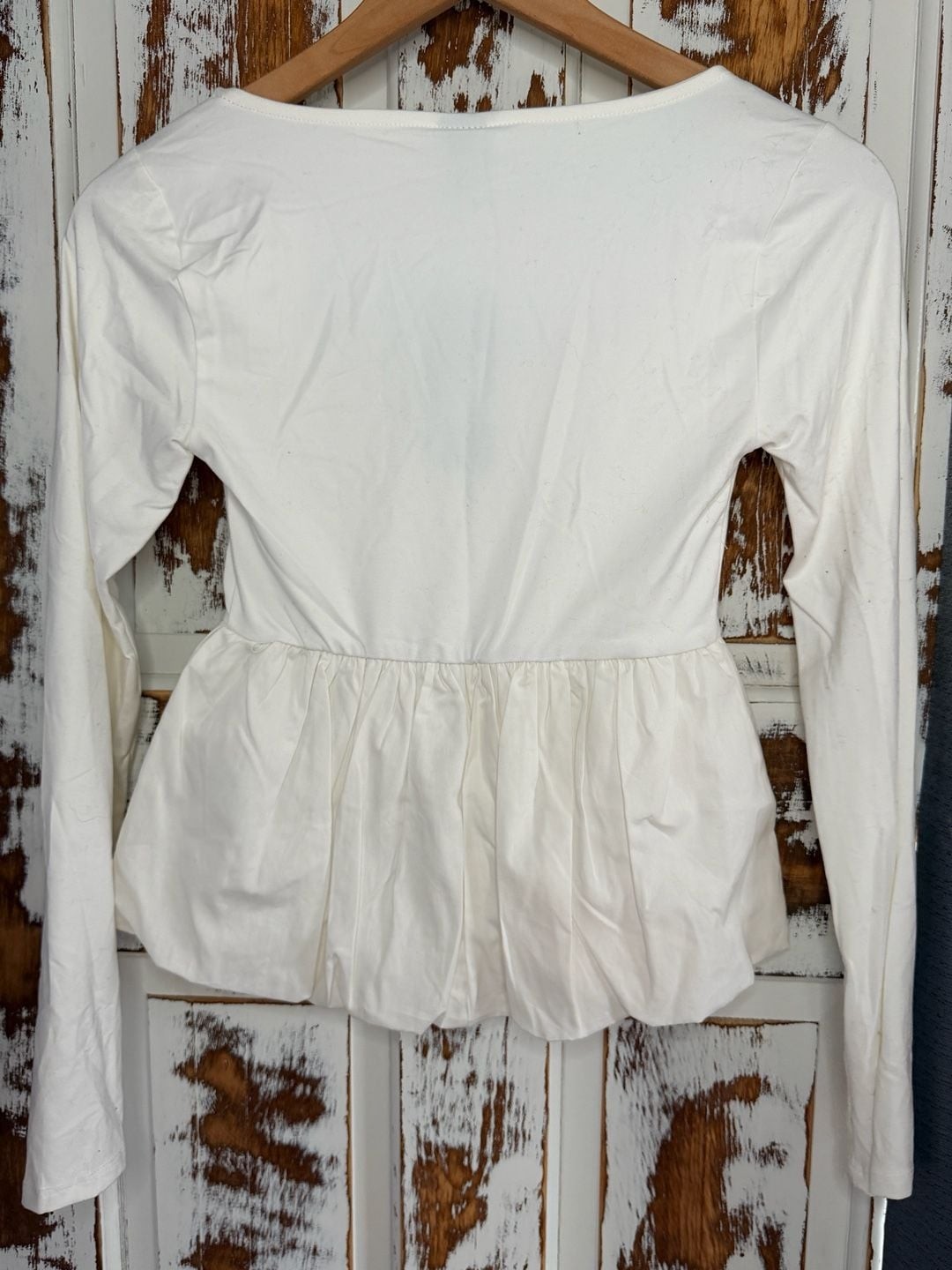 Long Sleeve Peplum Top Size XS White & Bubble Hem Mini Skirt Size 2 Navy 2pc Set