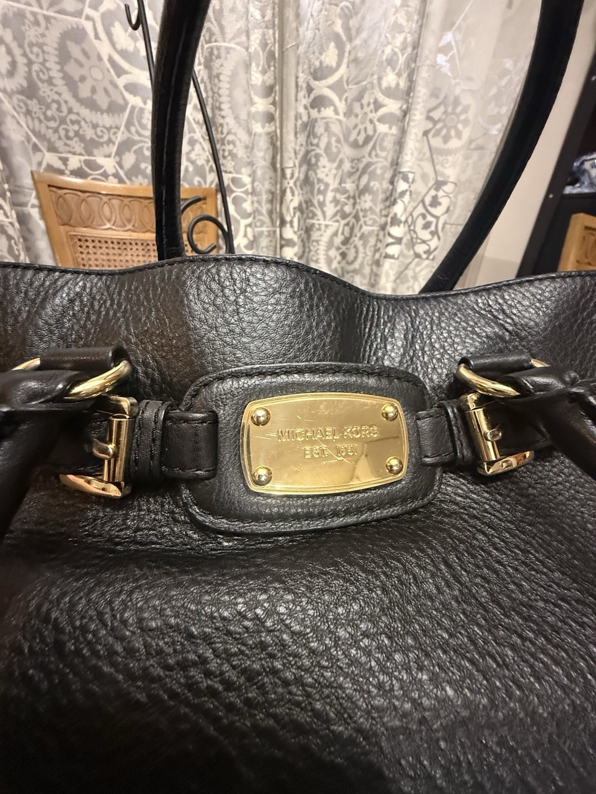 Michael Kors Black Pebbled Satchel/Top Handle Bag Shoulder Strap Gold HW EUC