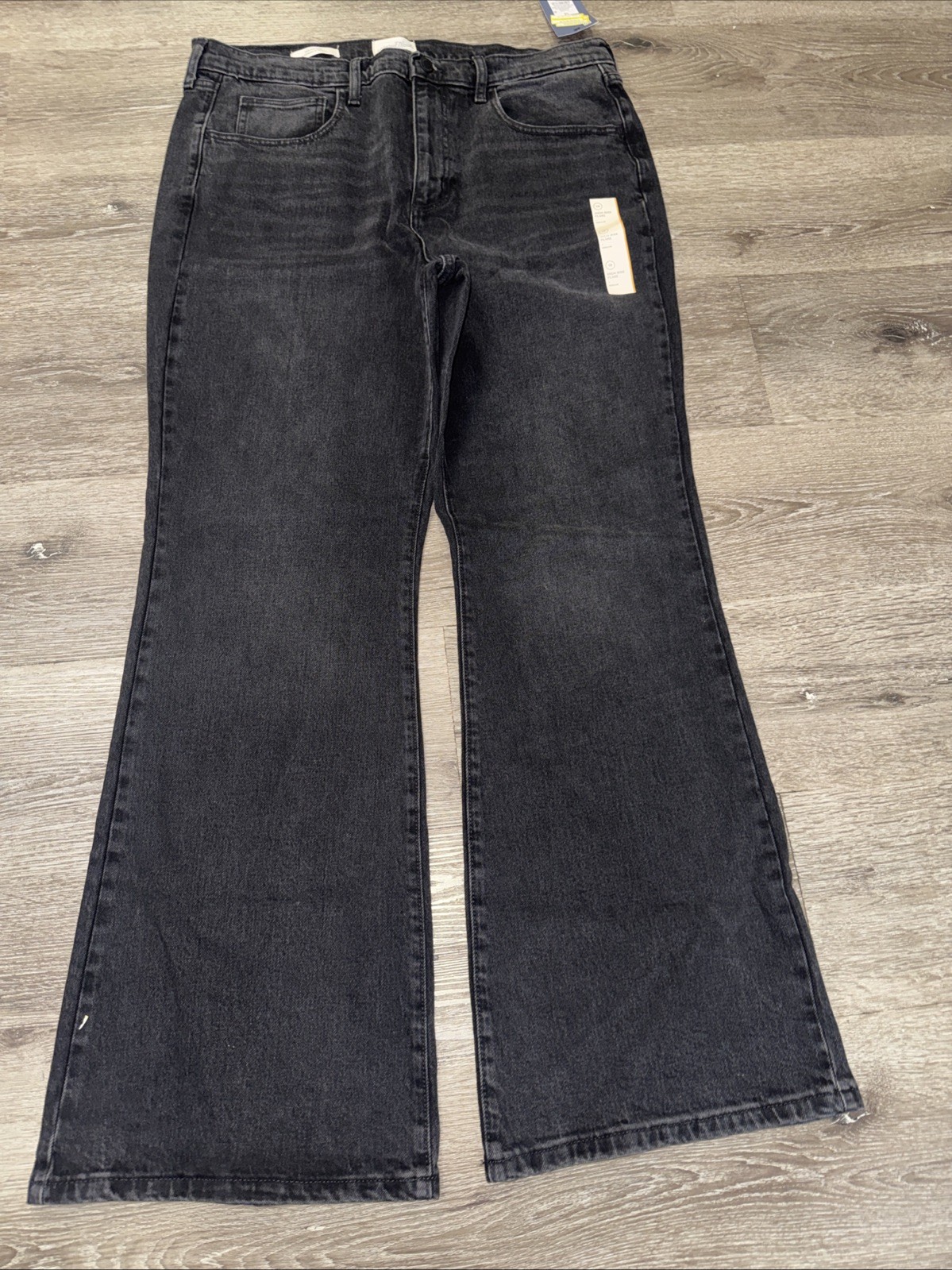 Women’s Universal Thread Size 16 Long High-Rise Flare Denim Jeans Black