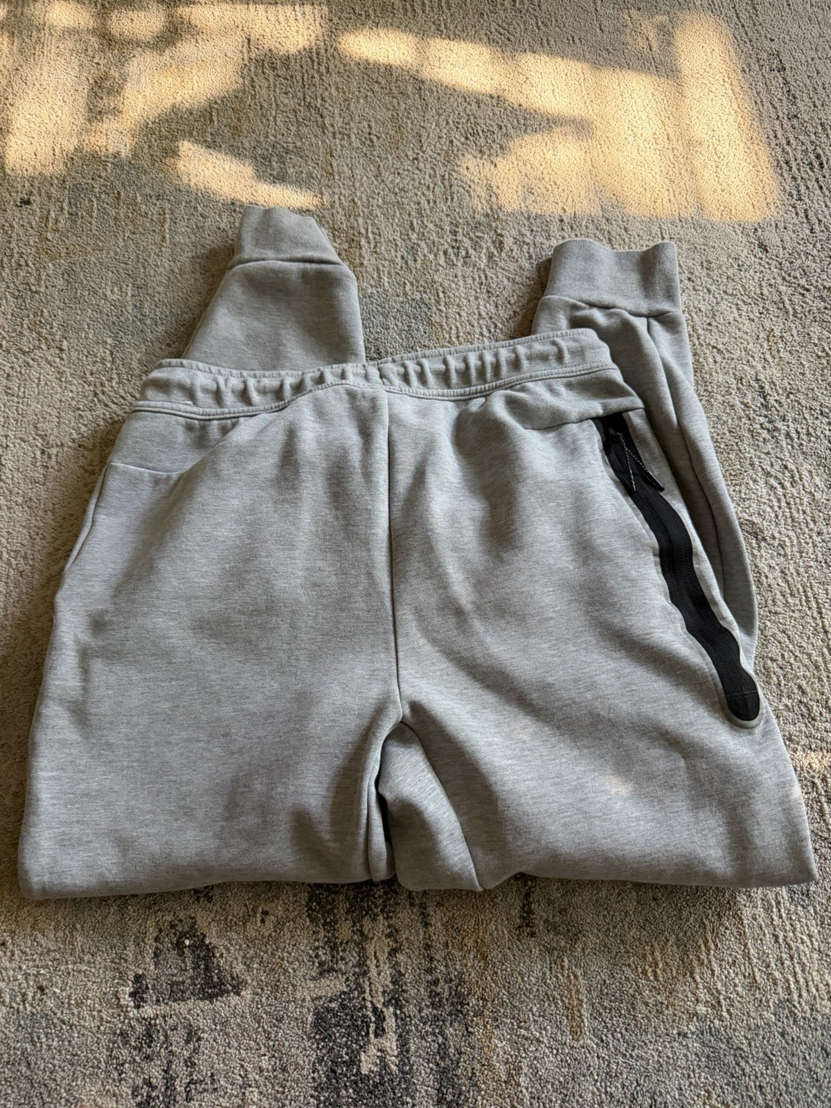 Nike Tech Joggers Men’s Small Grey Sweatpants Pants Athletic Tech Fleece