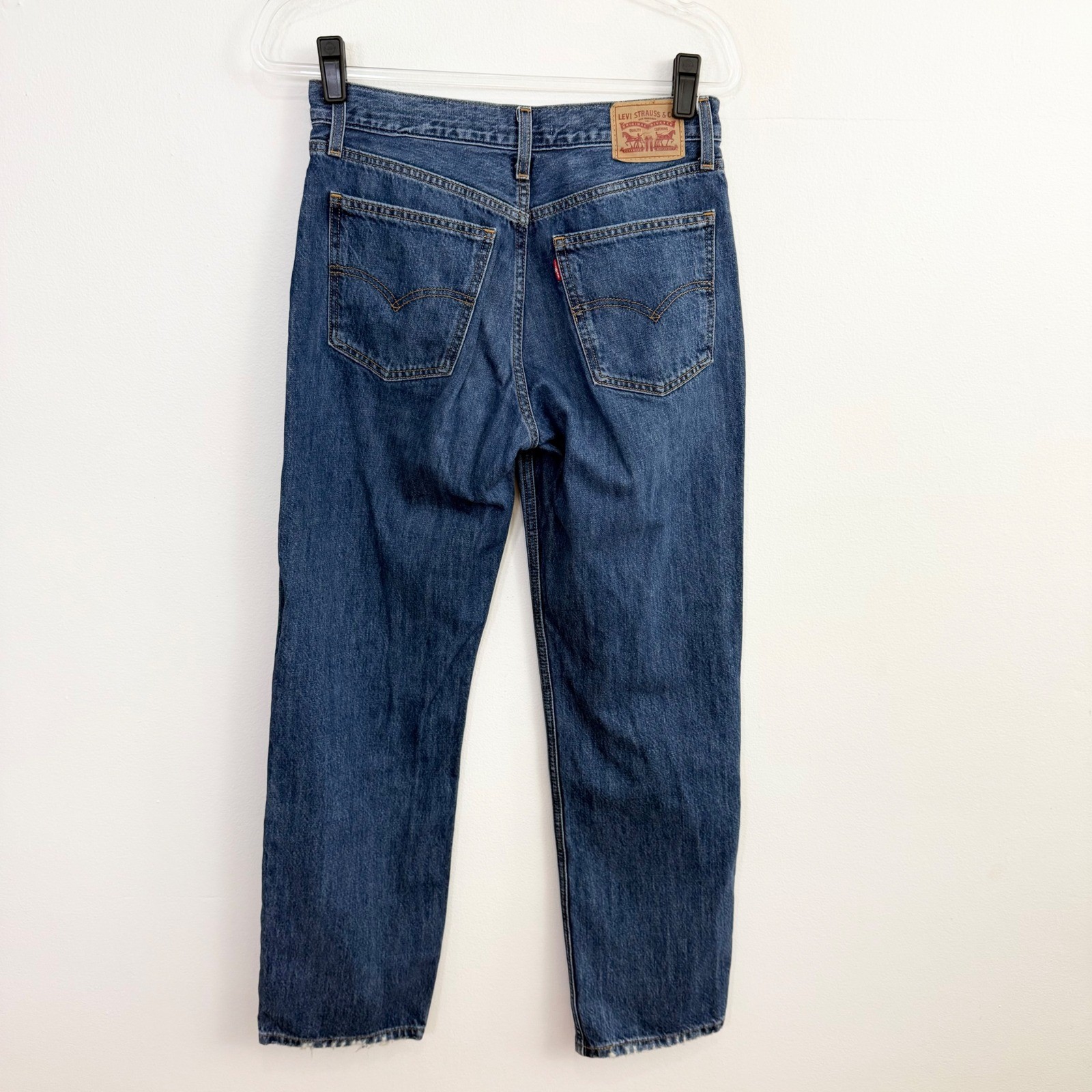 Levi’s Low Pro Straight Jeans Medium Wash 27 Mid Rise 100% Cotton