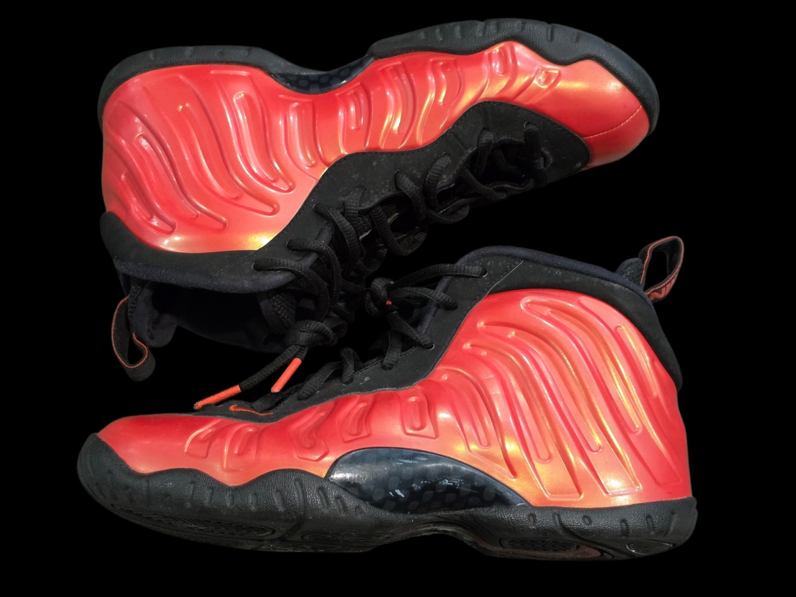 GUC Boys Nike Air Foamposite One Shoes 644791-603 “Habanero Red” Size 6y (A10)