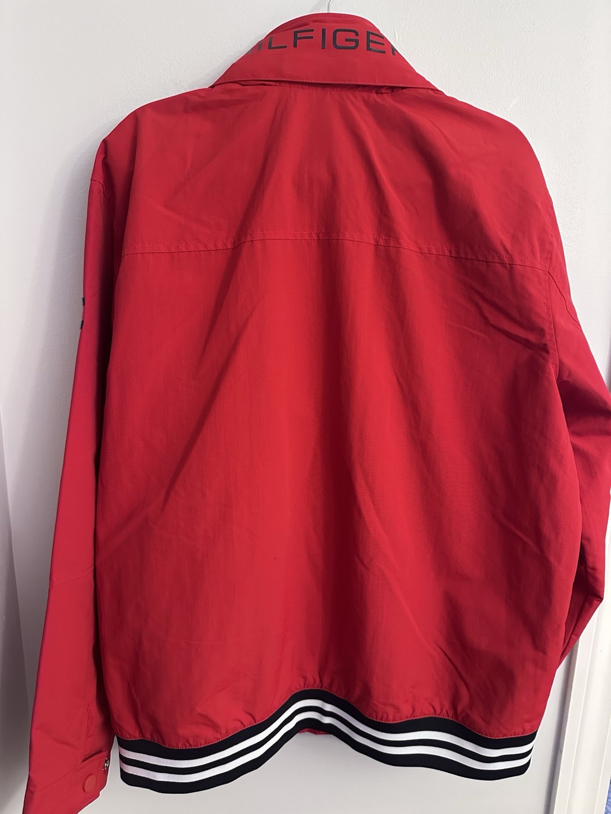 Tommy Hilfiger Men’s Red Lightweight Waterproof The Regatta XL Mint Cond