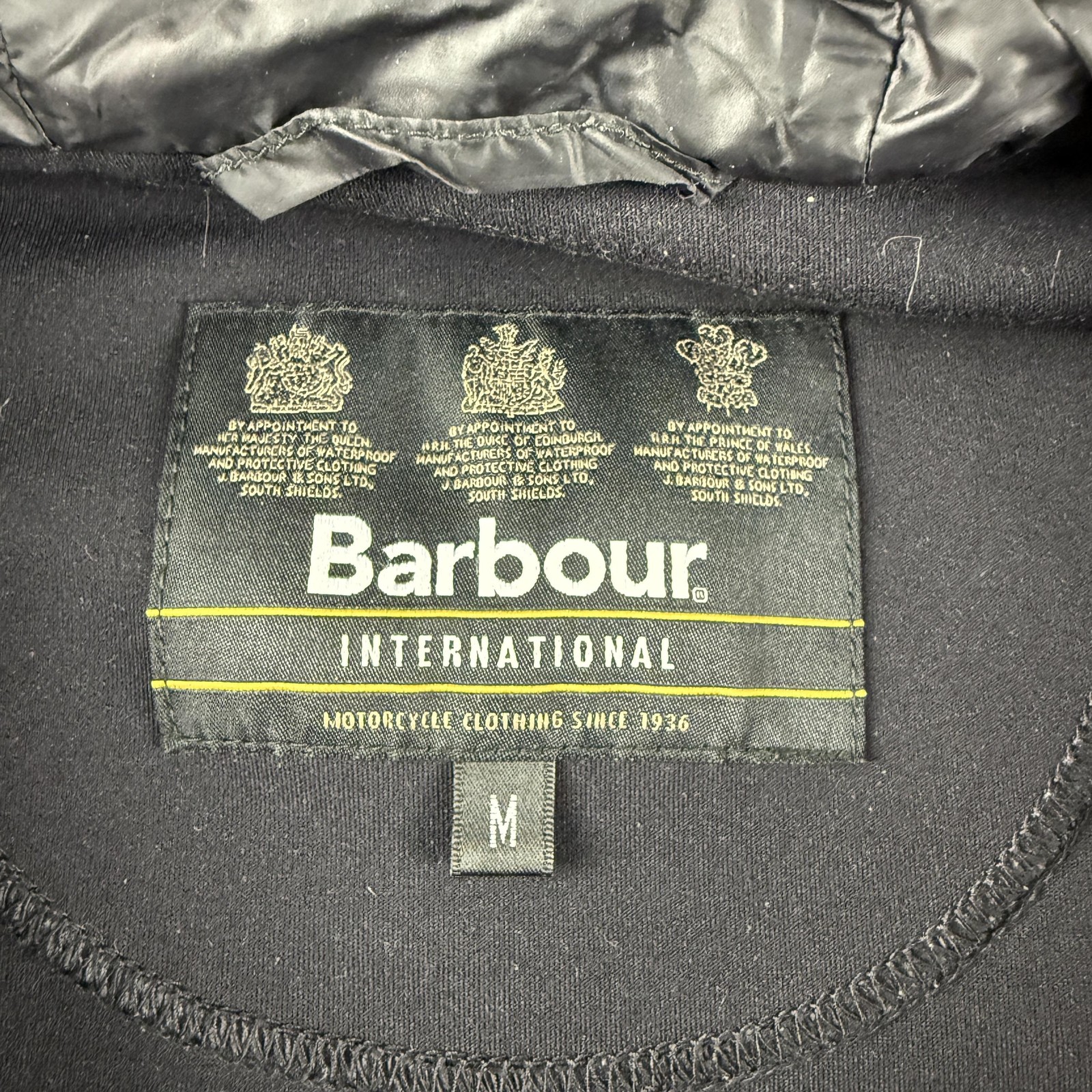Barbour International Hoodie Mens Medium Black Baffle Full Zip MQS0005BK31