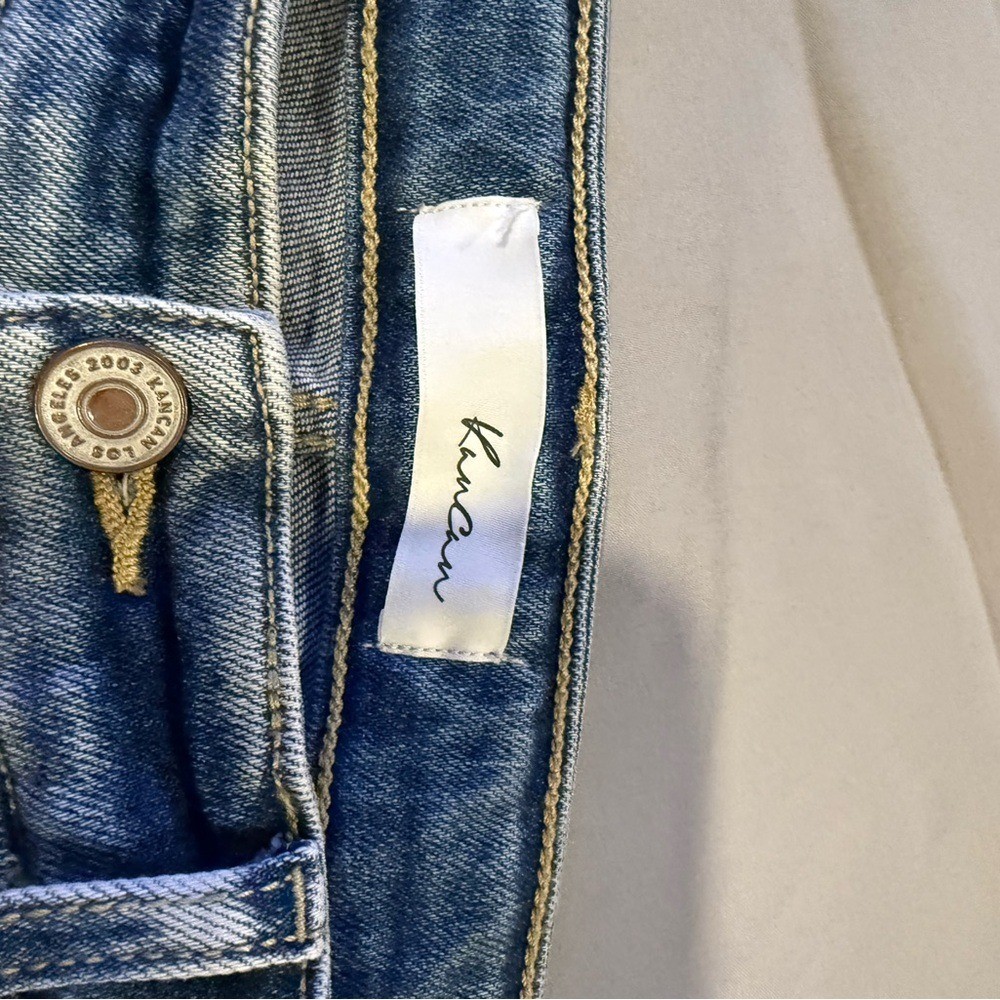 NWT Kancan High Rise Crop Straight Jeans Light Wash Raw Hem Size 6