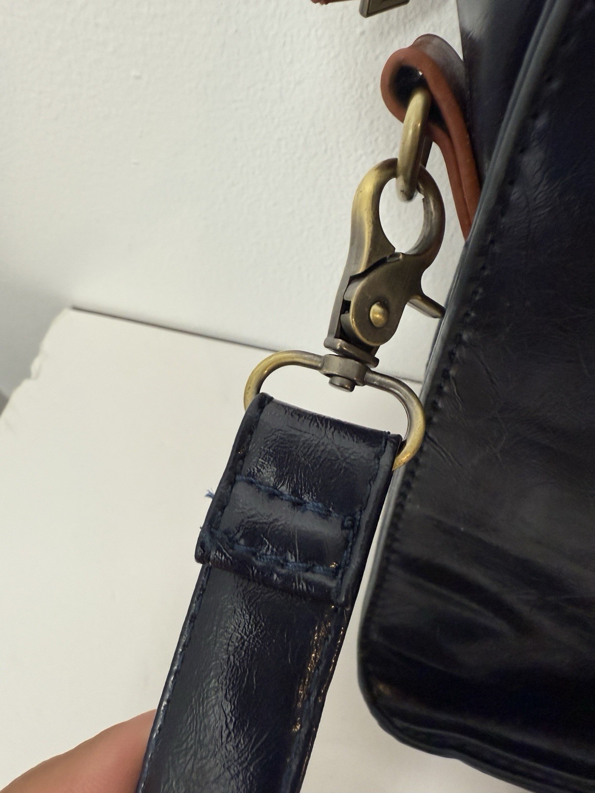 Ecosusi Faux Leather 2 Tone Dark Navy Blue Brown Messenger Bag with Bow & Handle