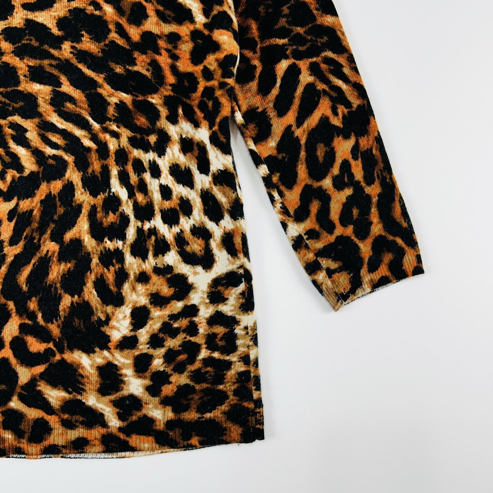 Talbots Womens 100% Cashmere Sweater Size S Animal Print Luxury Yacht Club