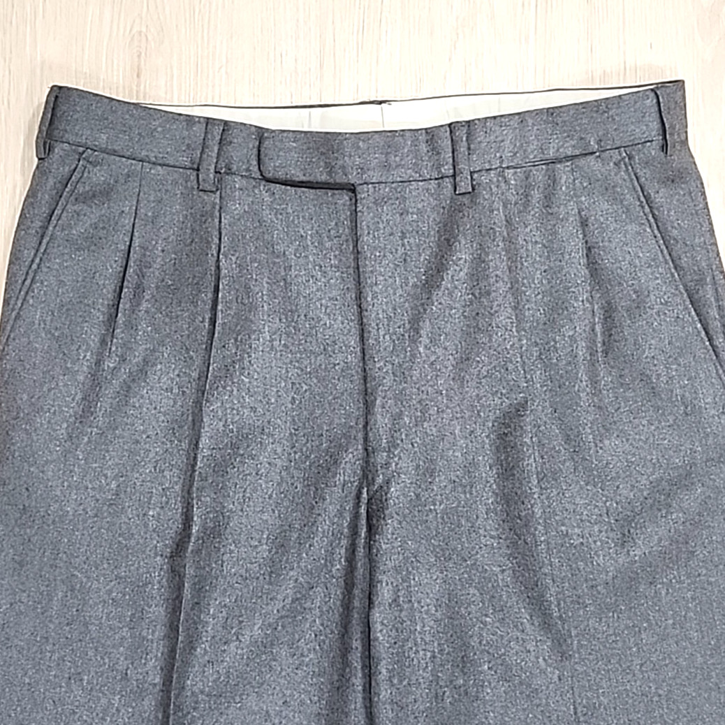 Brioni Bespoke 100% Wool Suit Men 42R Gray 2 Button Pleated Cuffed Pants Italy