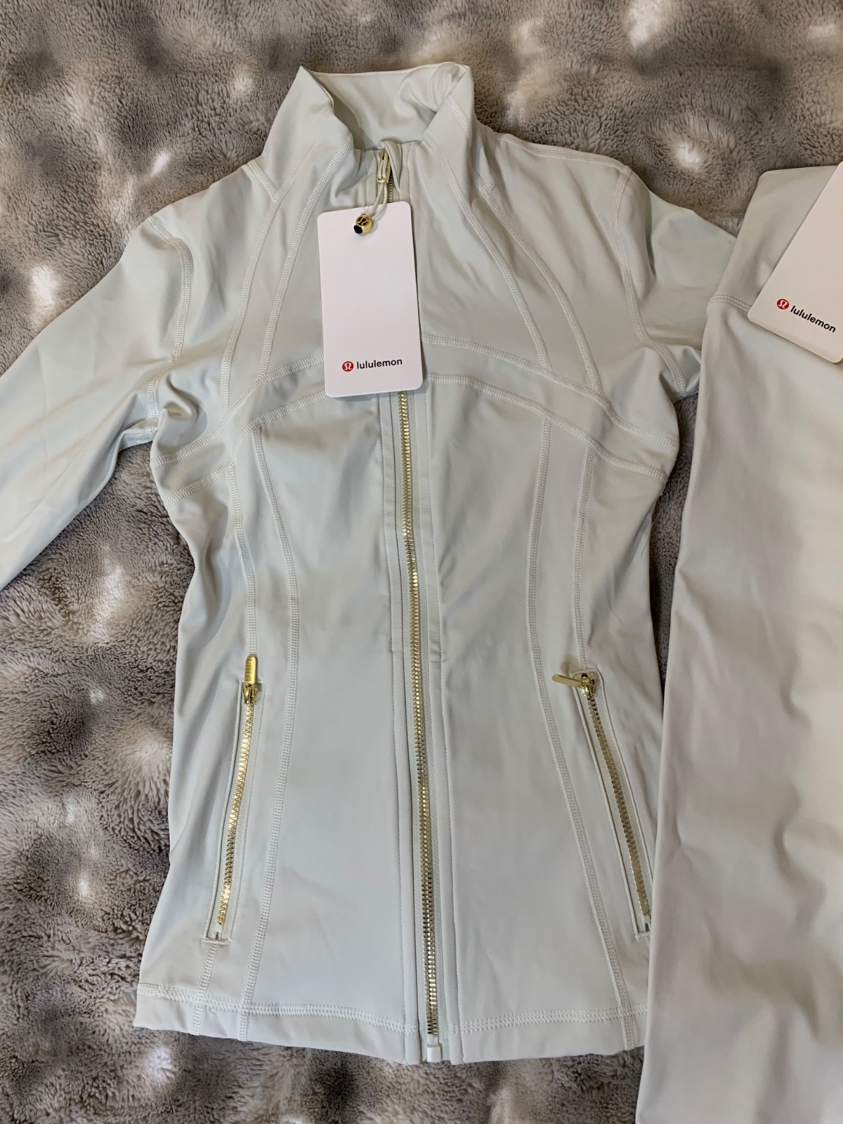 Lululemon Gold Define Jacket and Leggings size 2