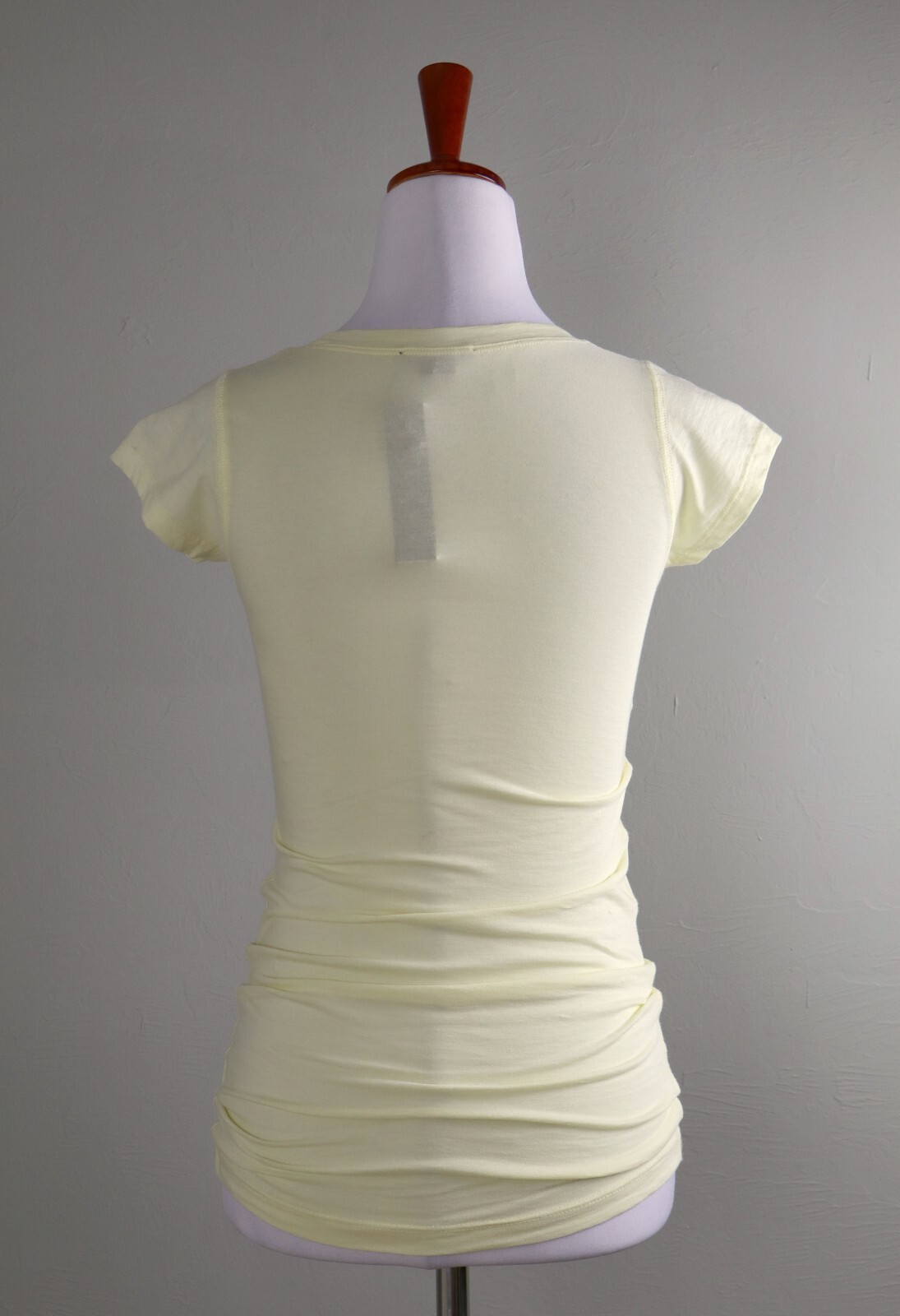 THEORY NWT $75 Stay Juin Classic Solid Yellow Tee Top in Lighthouse Size Petite