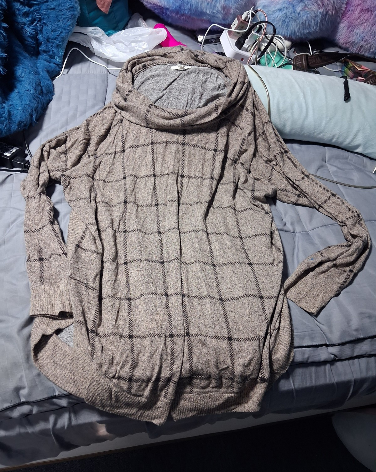maurices Women’s XXL Gray Plaid Cowl Neck Long Sleeve Pullover Sweater