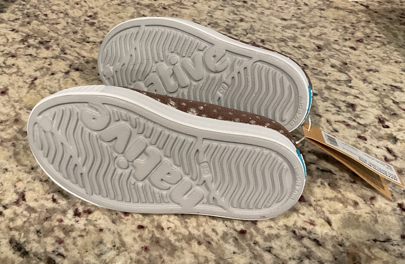 NATIVE JEFFERSON BLING Metal Bling/White Slip-On Sneaker Kids’ Sz 8 MSRP $55