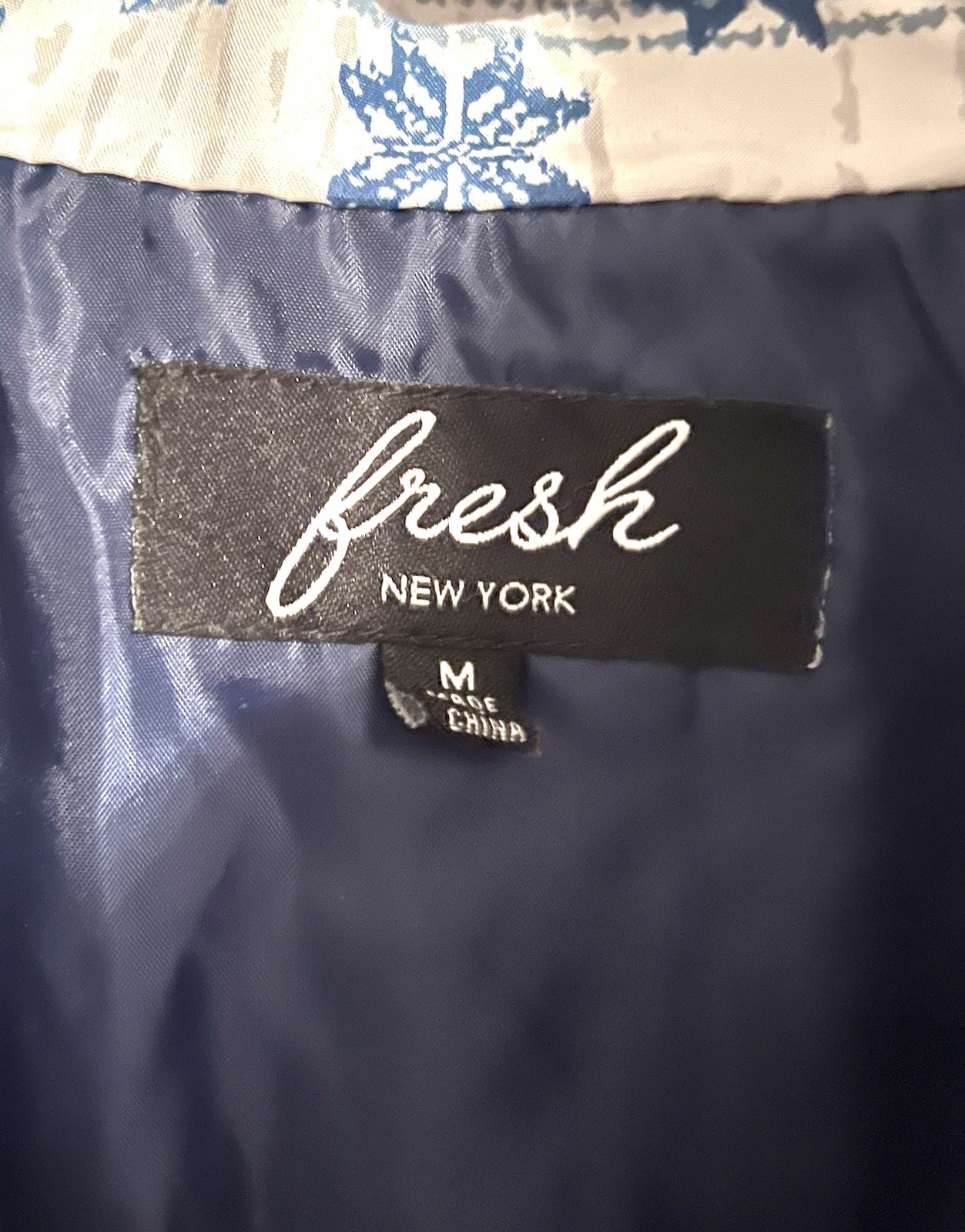 fresh NEW YORK Blue White Snowflake Pattern Quilted Vest Full Zip Women’s M