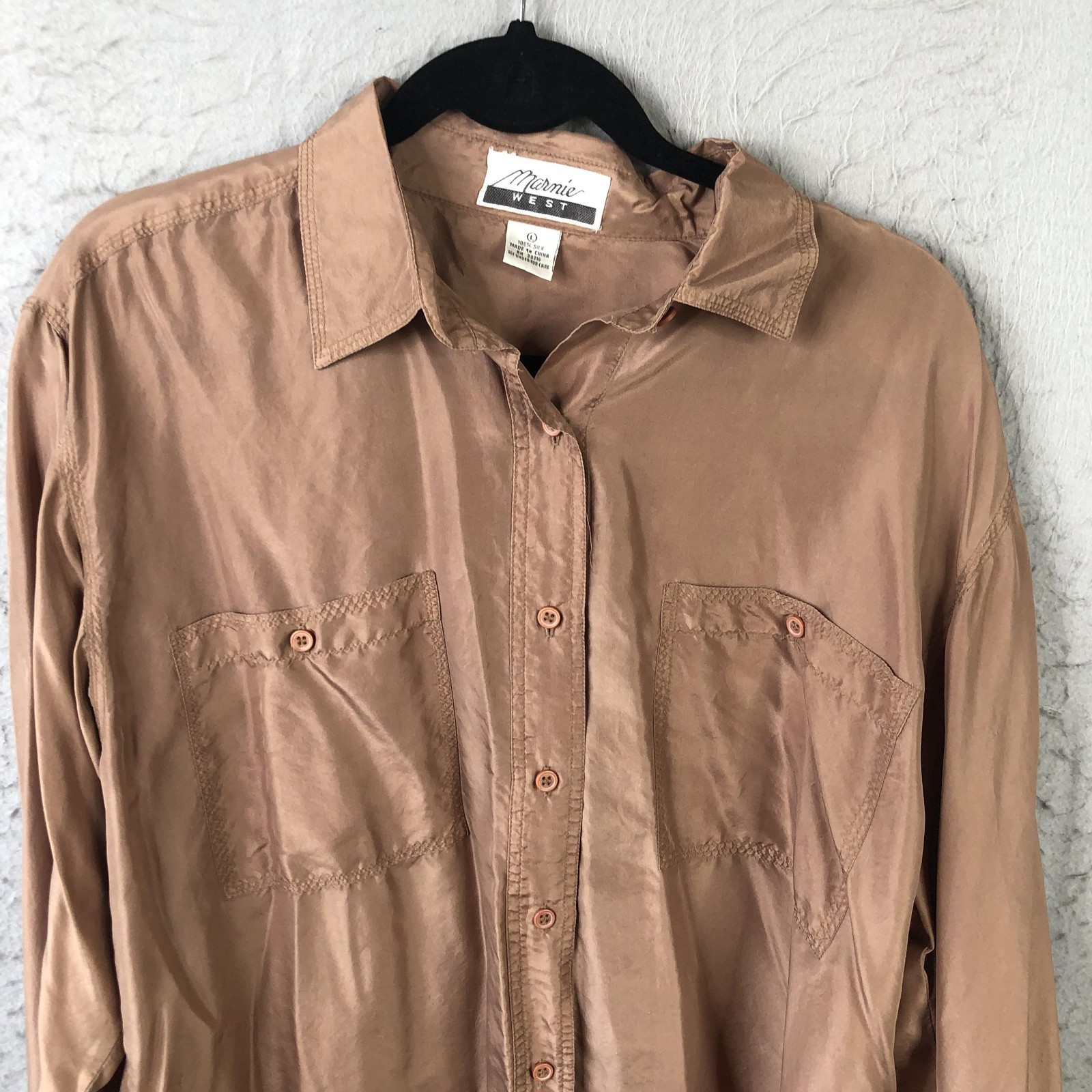 Luxury Top Womens L Beige 100% Silk Button Front Pockets Long Sleeve Career