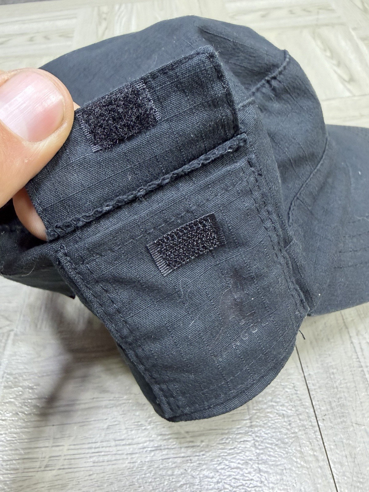 Kangol Black Flexfit Army Cap Hat Kangaroo Logo Lightweight S/M