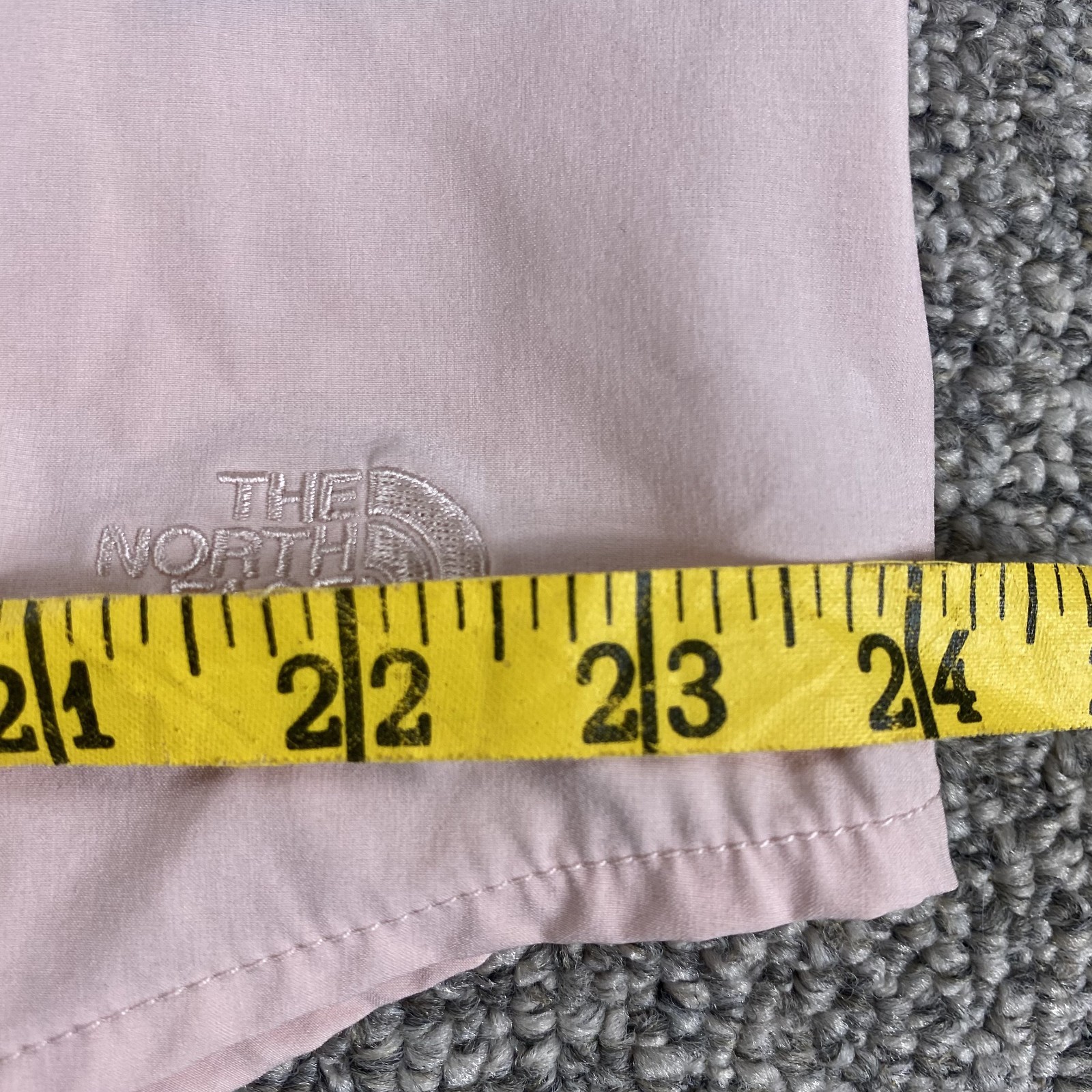 The North Face Tech Trail Shirt Womens XL Pink Snap Zip Pocket Vented Outdoor
