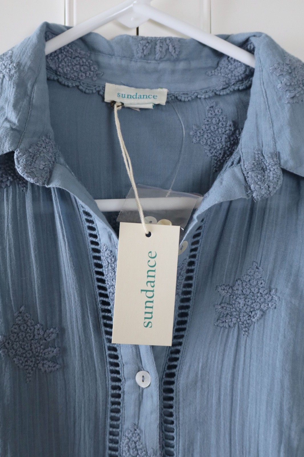 SUNDANCE Catalog NWT Cloverfield Embroidered Tunic Shirt Top in Blue Size Small