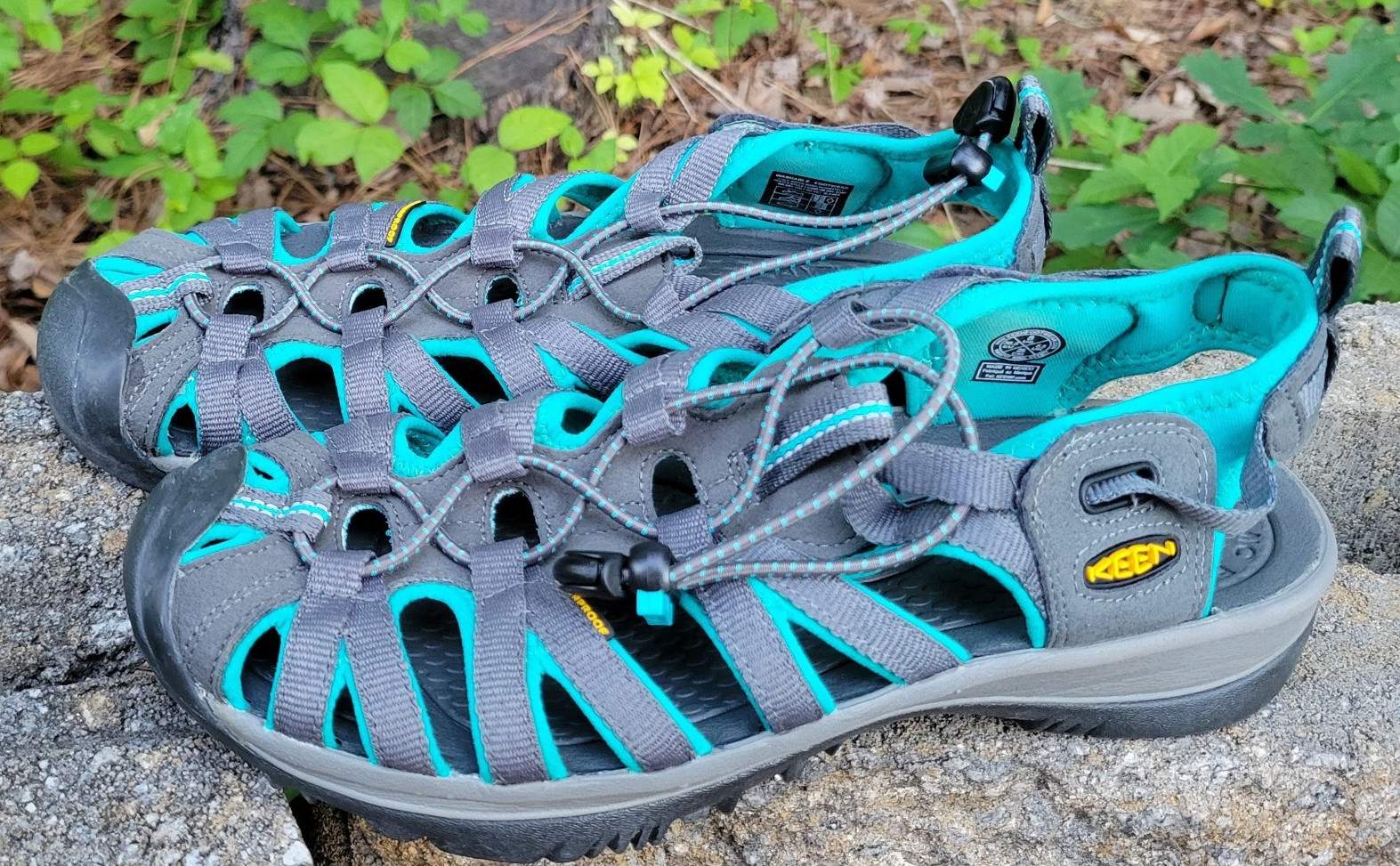 Keen Whisper Women’s Hiking Sandals Size 8 Gray Teal Water Shoes Flaw