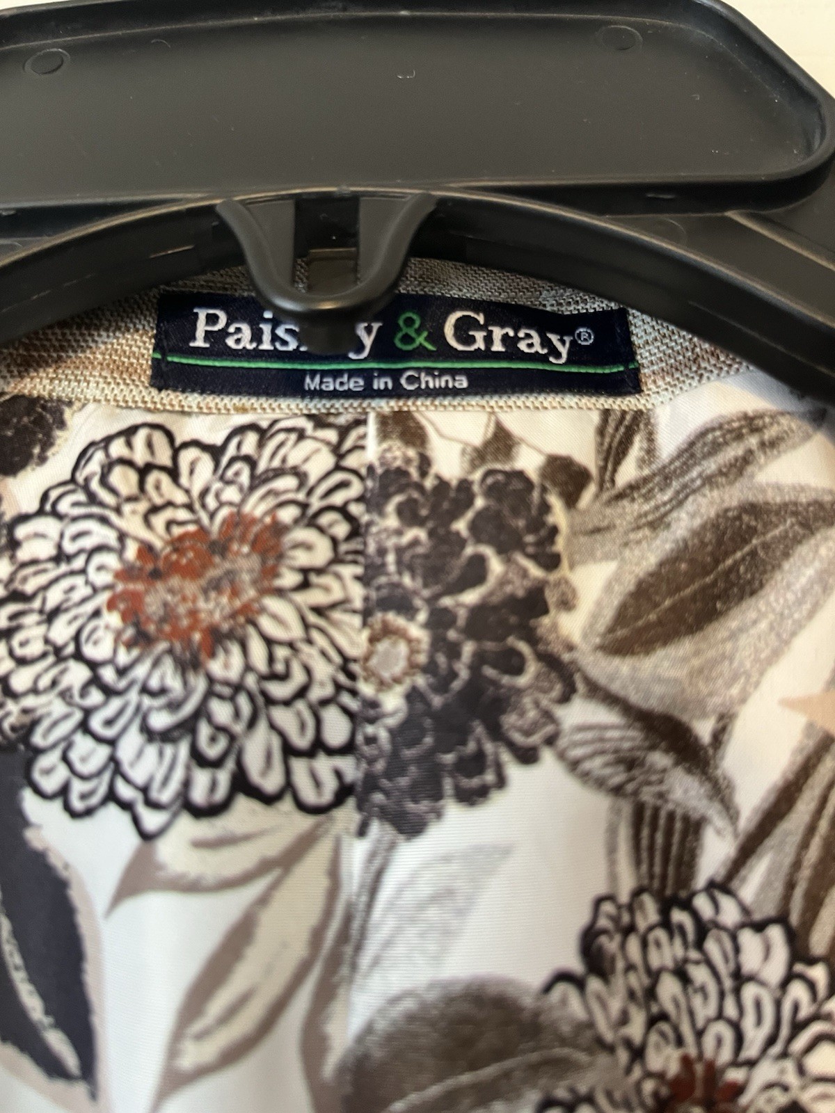 Paisley & Gray 42R SlimFit Windowpane Blazer Brown Floral Ticket Pocket Square
