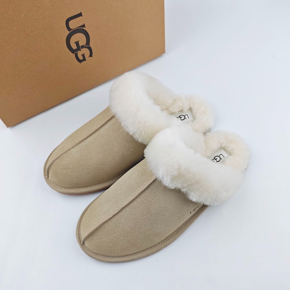UGG Women’s Scuffette II Sand Sheepskin Collar Slippers Size US 6-11 With Box