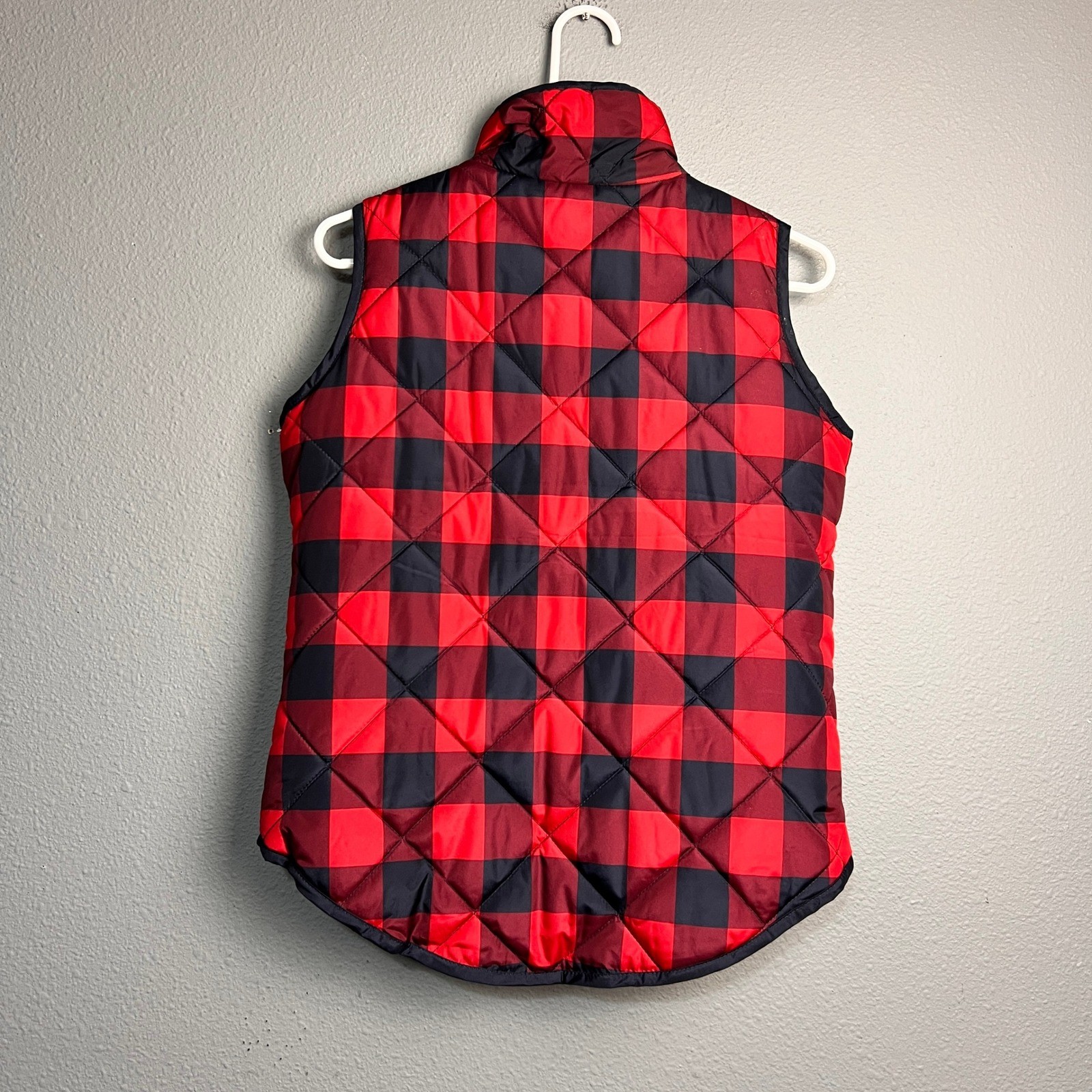 US Polo Assn Mens Red Navy Buffalo Plaid Quilted Puffer Vest Small Campfire Cozy