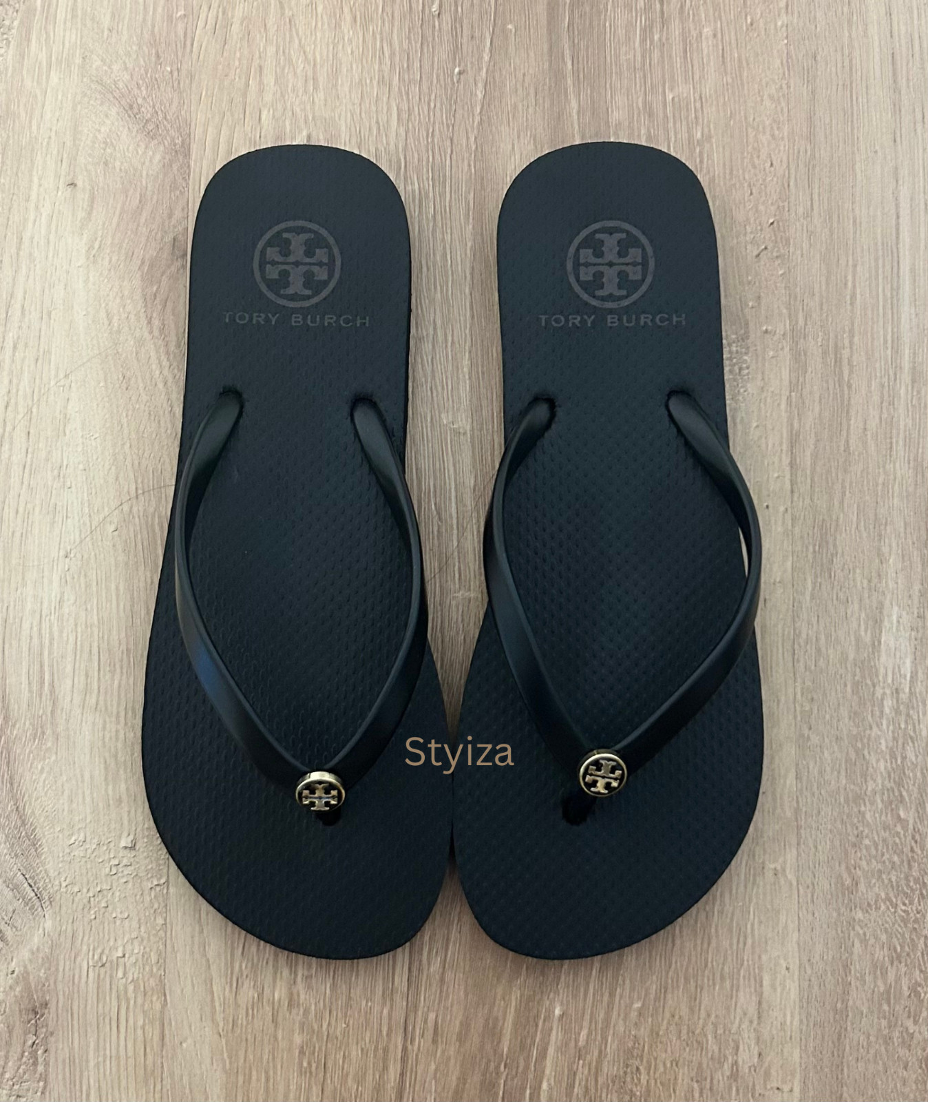 TORY BURCH Flip Flops 7 US Black Classic Summer Beach Sandals Rubber Thongs