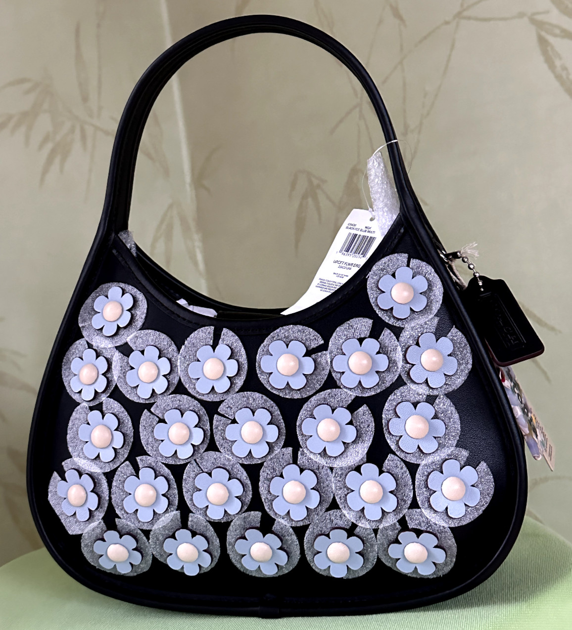 COACH COACHTOPIA ERGO BAG w/MINI FLOWER APPLIQUE:NWT BLACK/ICE BLUE CR438