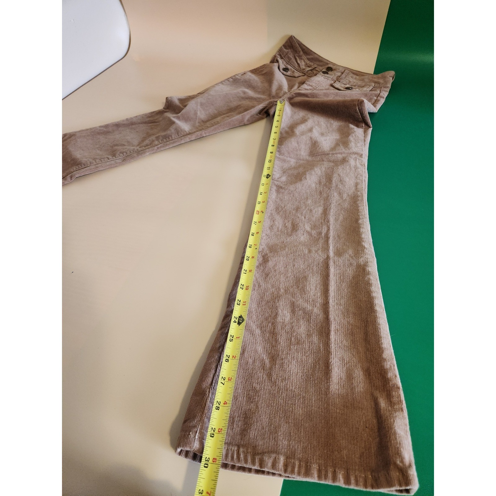 Jones New York Corduroy Pants Women 4 Tan Flare Leg Double Button JNY Stretch