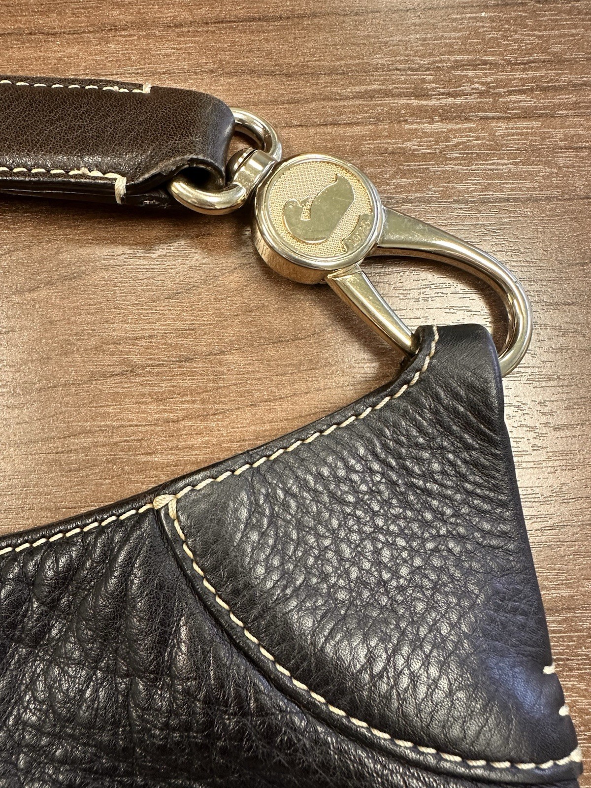 Dooney Bourke Large Dk Brown Pebbled Leather Hobo Bag Late 90s- Mid 2000 VTG